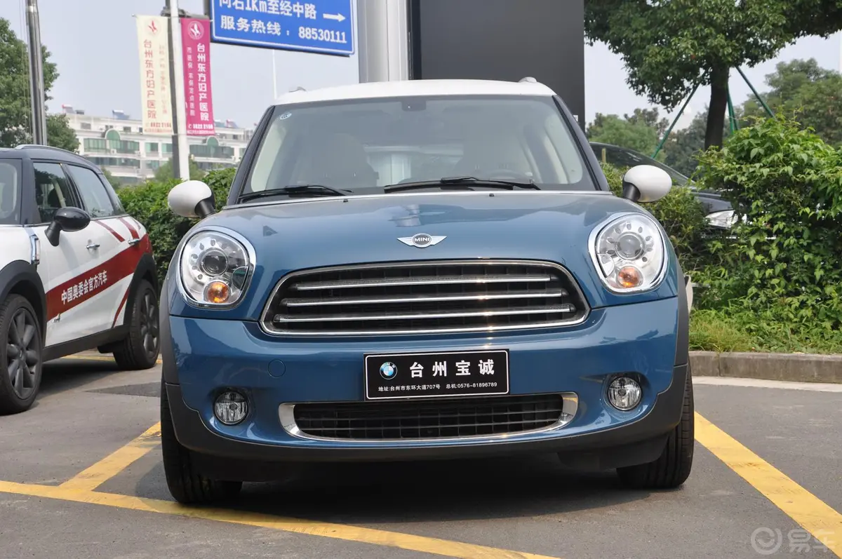 MINI COUNTRYMAN1.6L COOPER Excitement外观