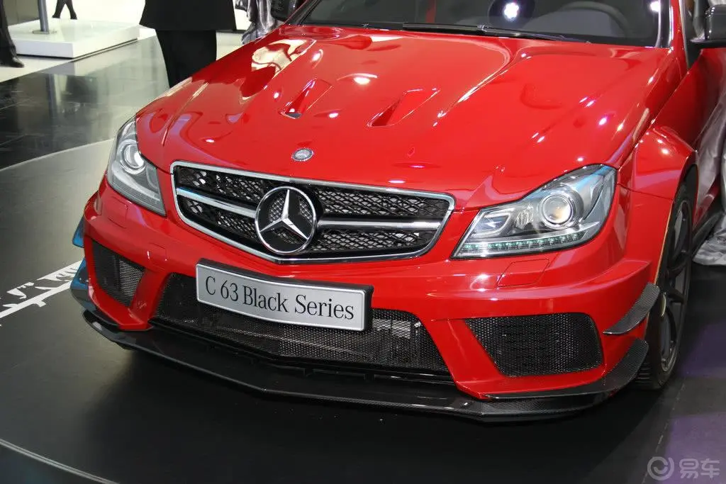 奔驰C级 AMGC 63 AMG 双门轿跑车Black Series外观