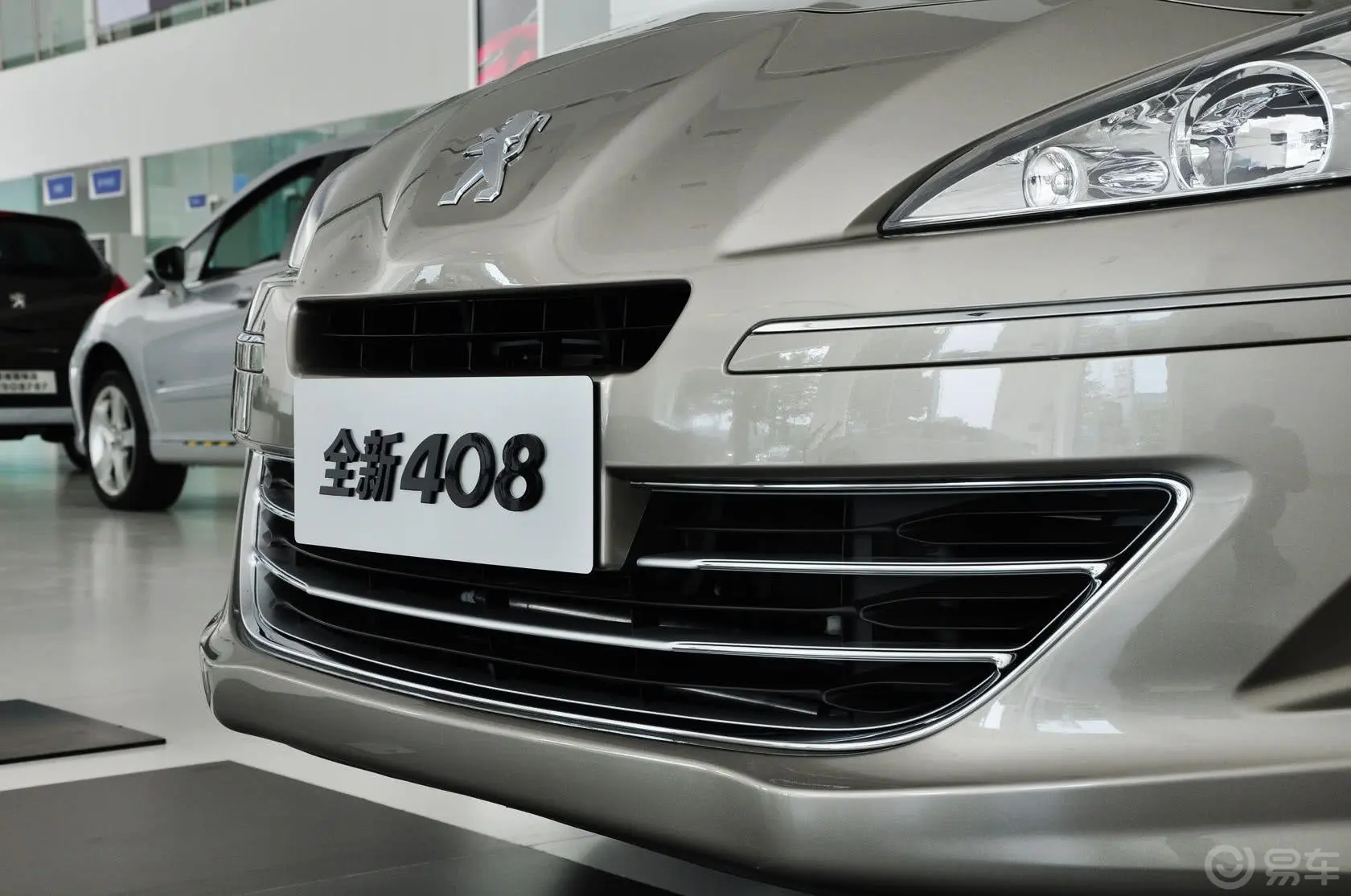 标致4082.0L 自动 尊贵版外观