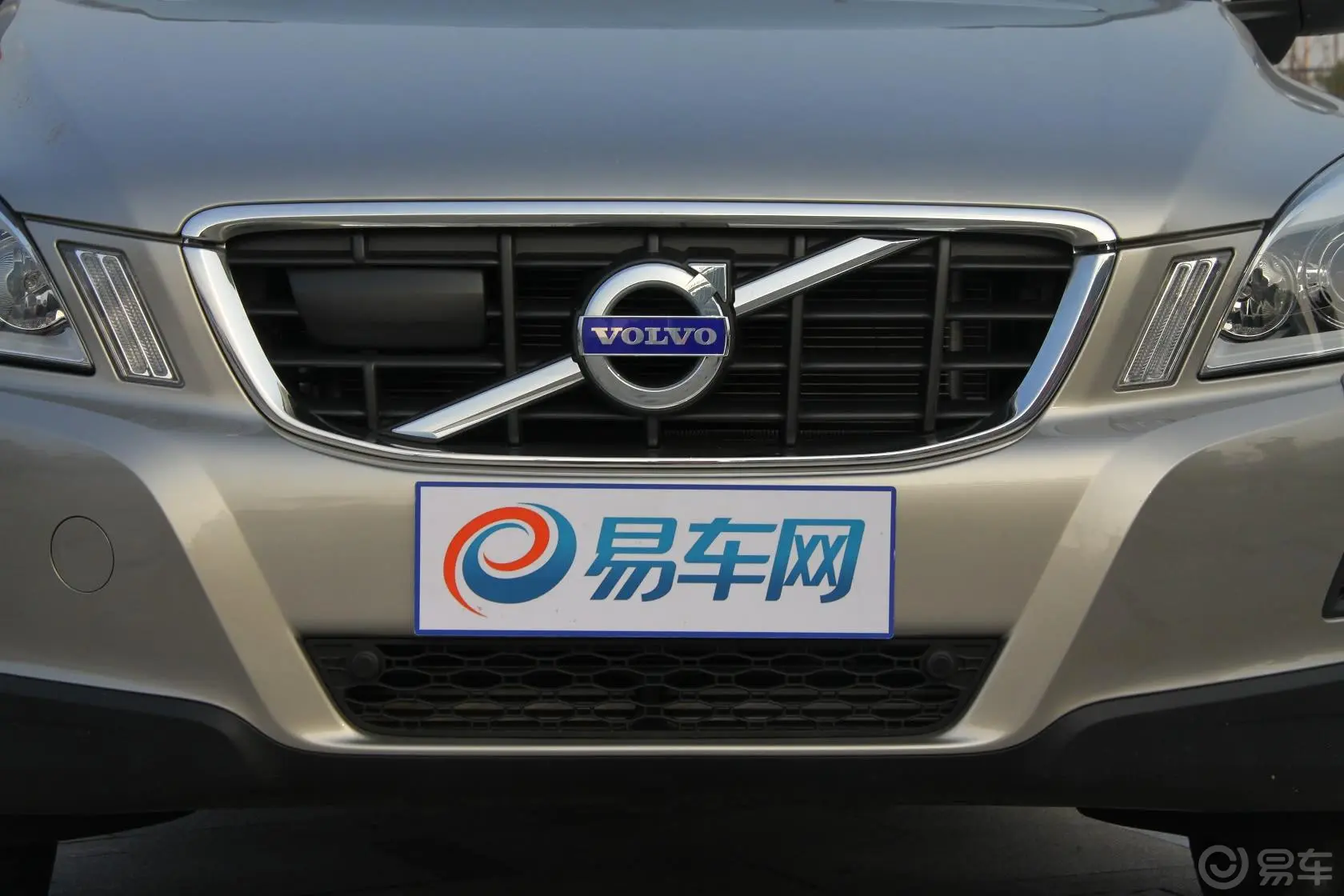 沃尔沃XC60(进口)2.0T T5 智尊版外观