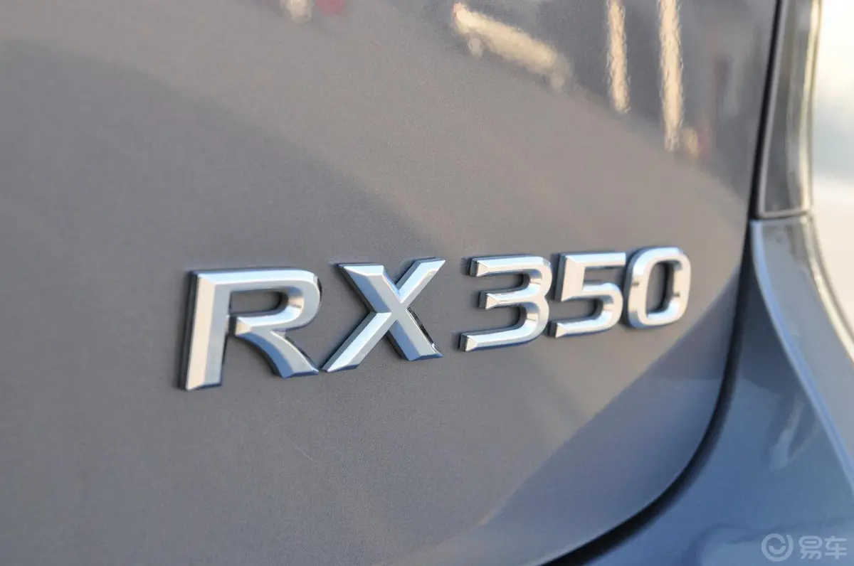 雷克萨斯RX350 F SPORT尾标