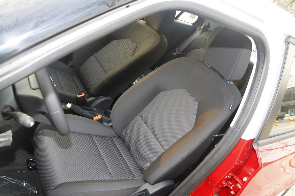 名爵31.3L 自动 舒适版驾驶员座椅