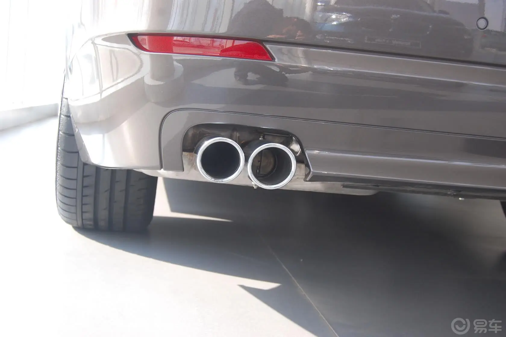宝马5系(进口)528i xDrive豪华型排气管（排气管装饰罩）