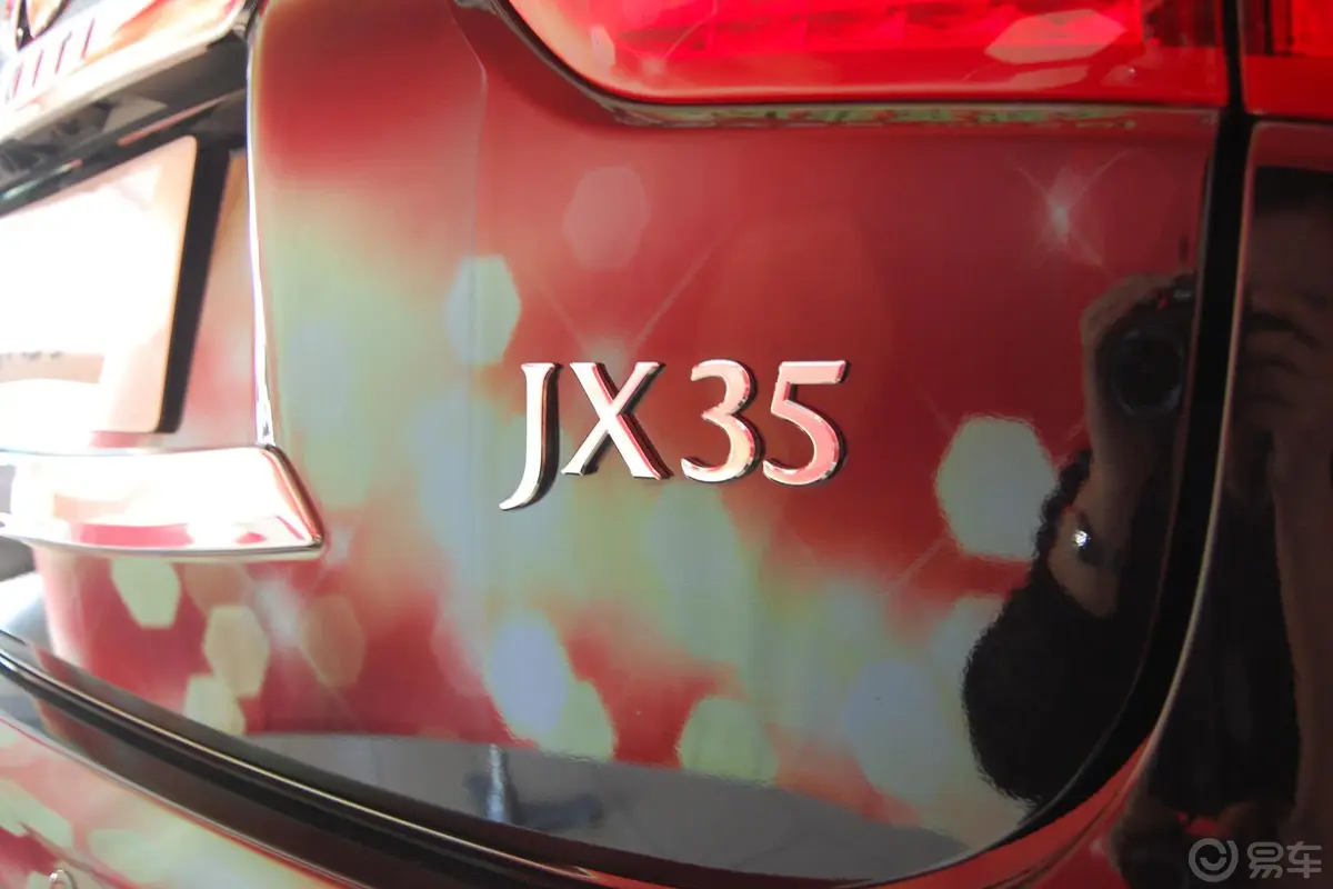 英菲尼迪JX3.5L 卓越版尾标