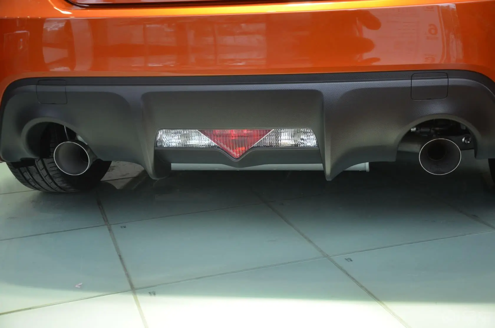 丰田862.0L 自动 豪华型排气管（排气管装饰罩）