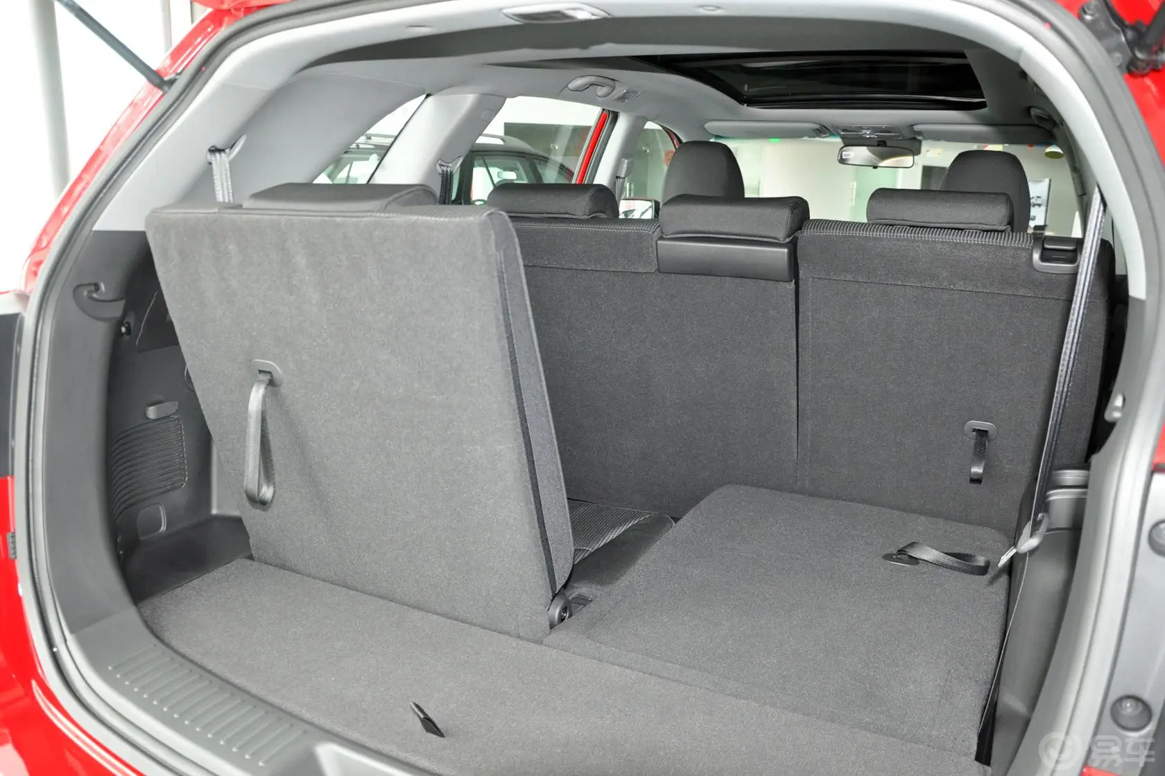 索兰托2.4L 汽油  舒适版 七座空间
