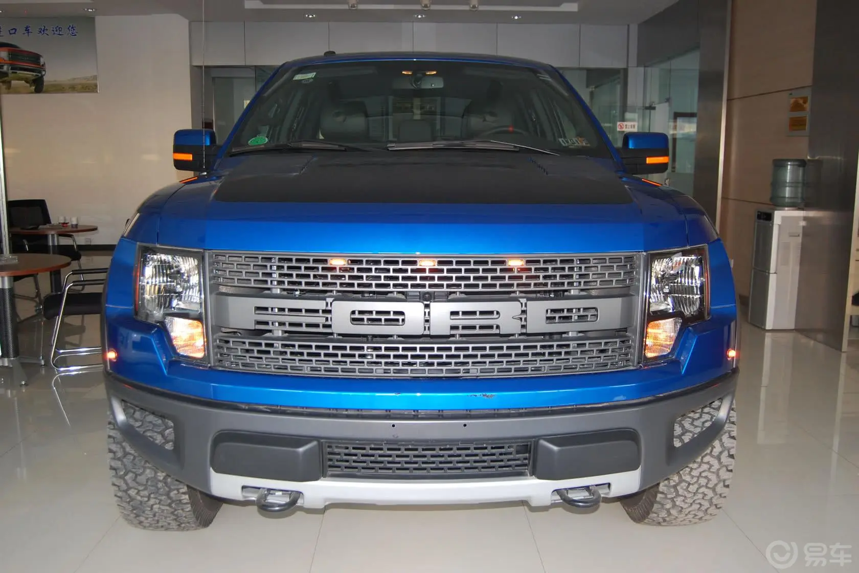 福特F-150F-150 猛禽 6.2L正前水平