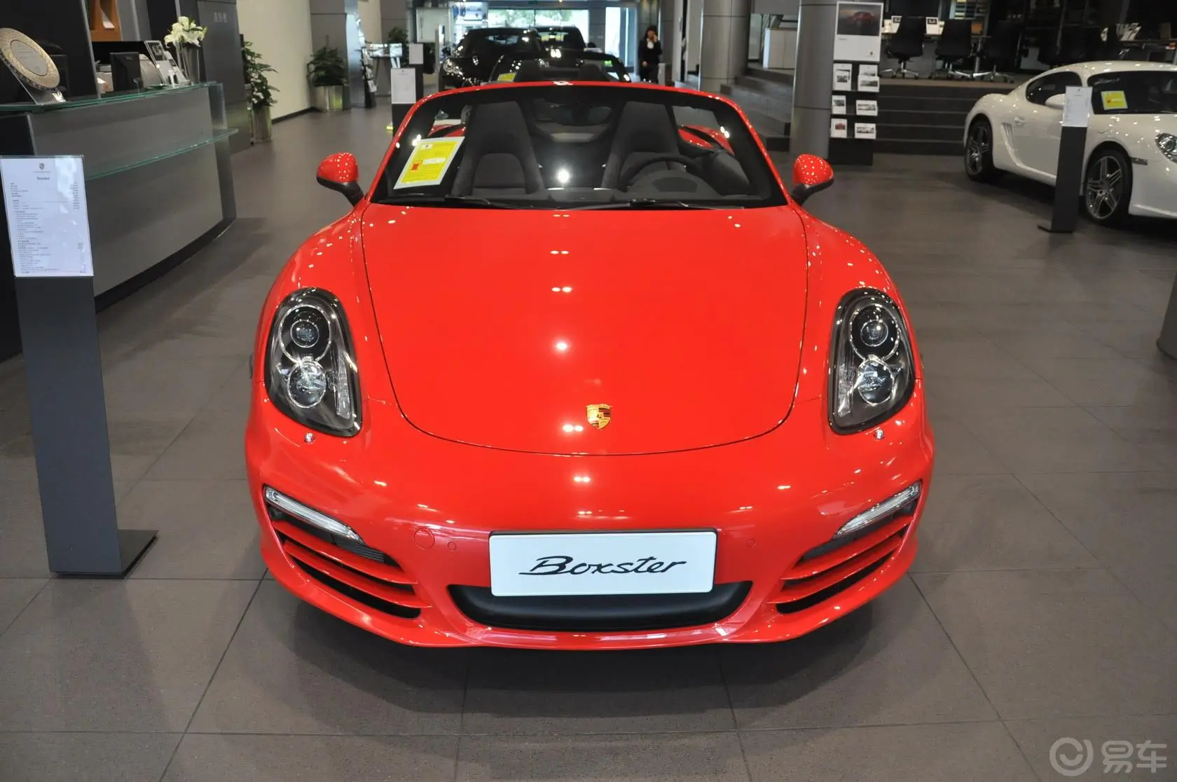 BoxsterBoxster 2.7尾灯侧45度俯拍