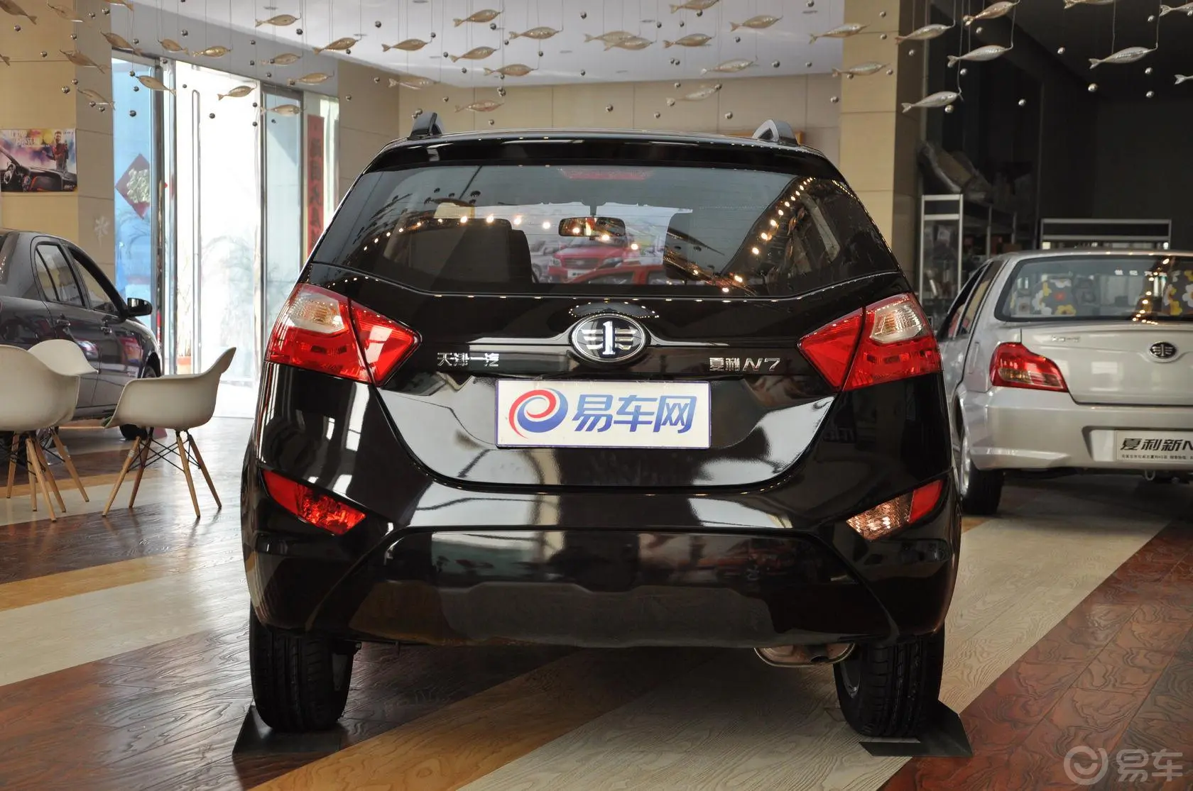 夏利N71.3L 手动 豪华型外观