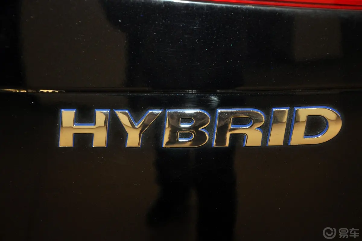 途锐Hybrid V6外观