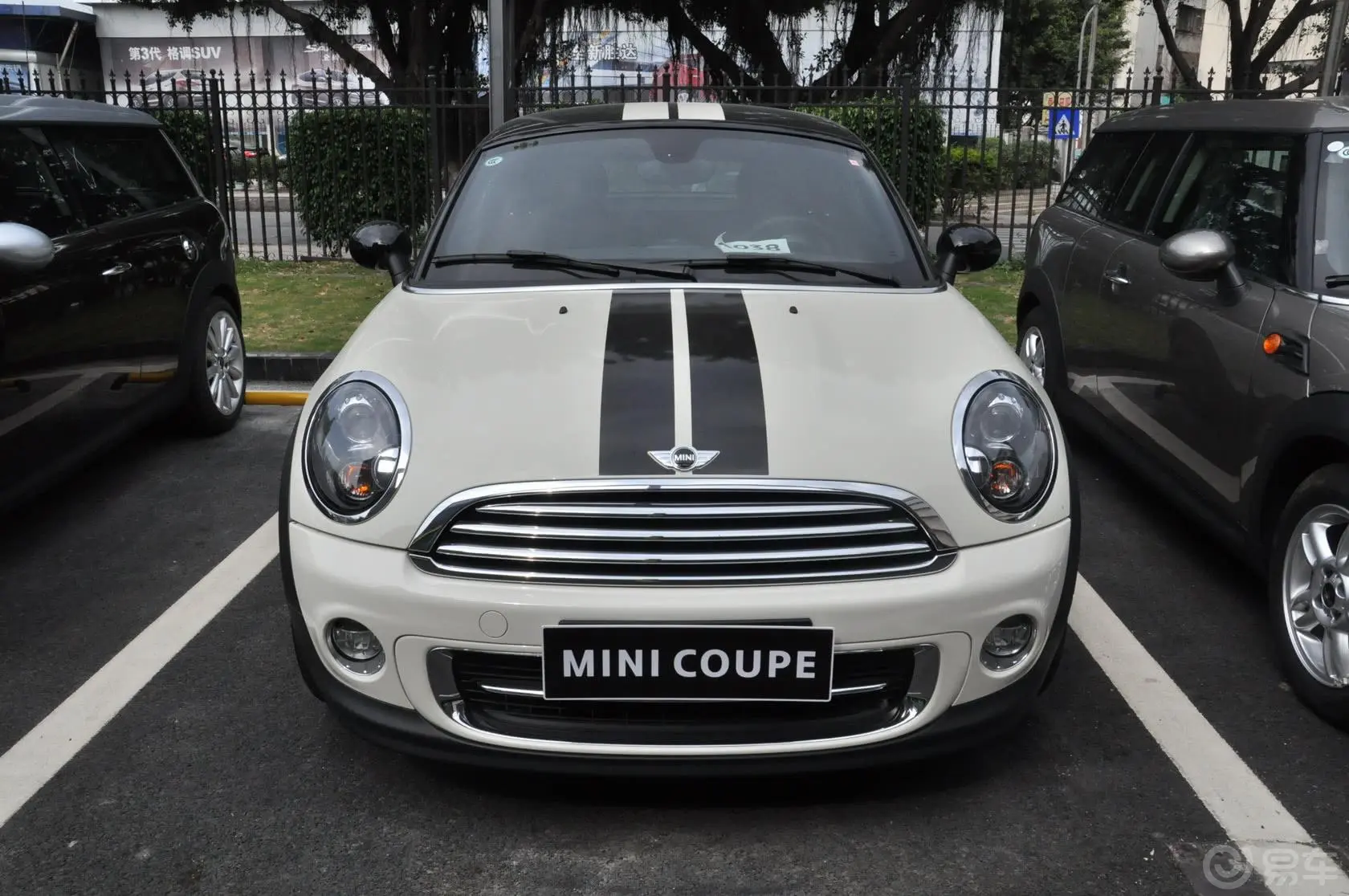 MINI COUPECOOPER正前水平