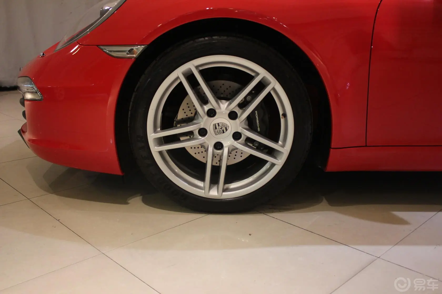 保时捷911Carrera Cabriolet 3.4L轮圈