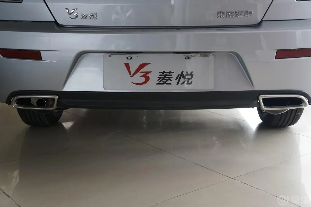 V3菱悦1.5L 手动 亲民版 幸福版外观