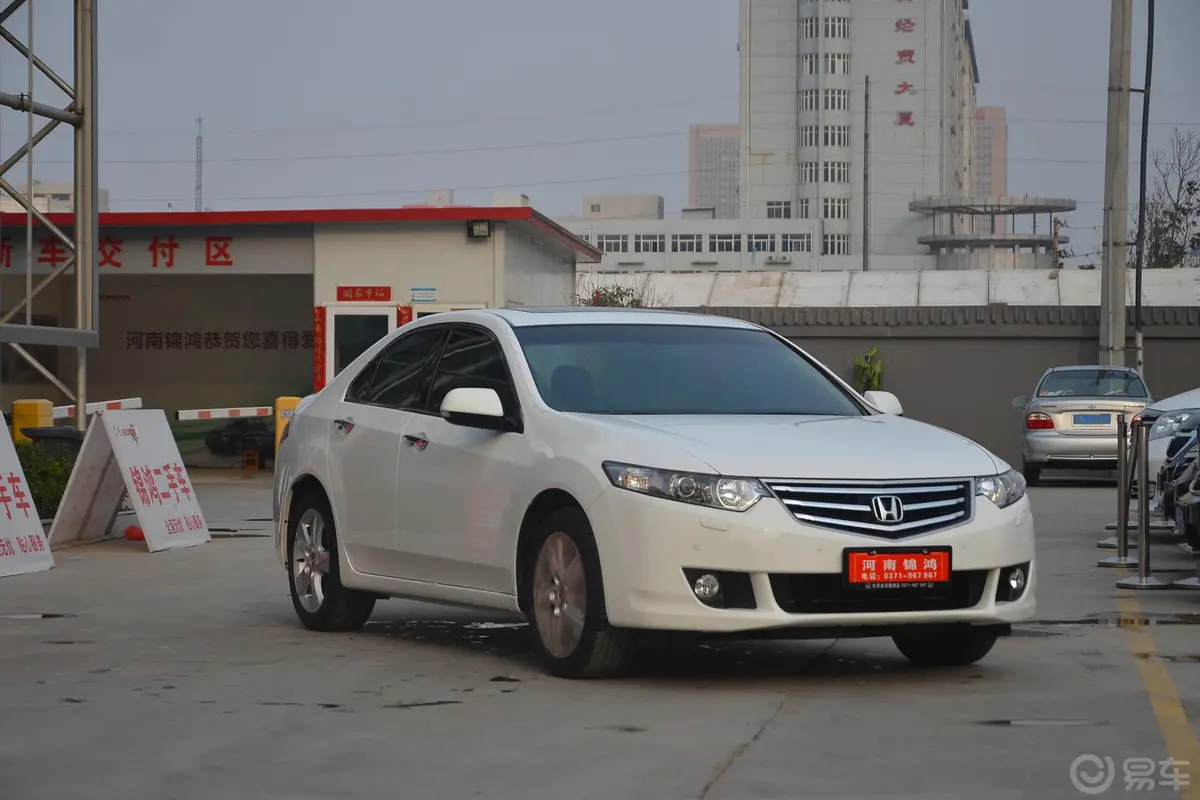 思铂睿2.4L 尊贵导航版 VTi—S NAVI雾灯