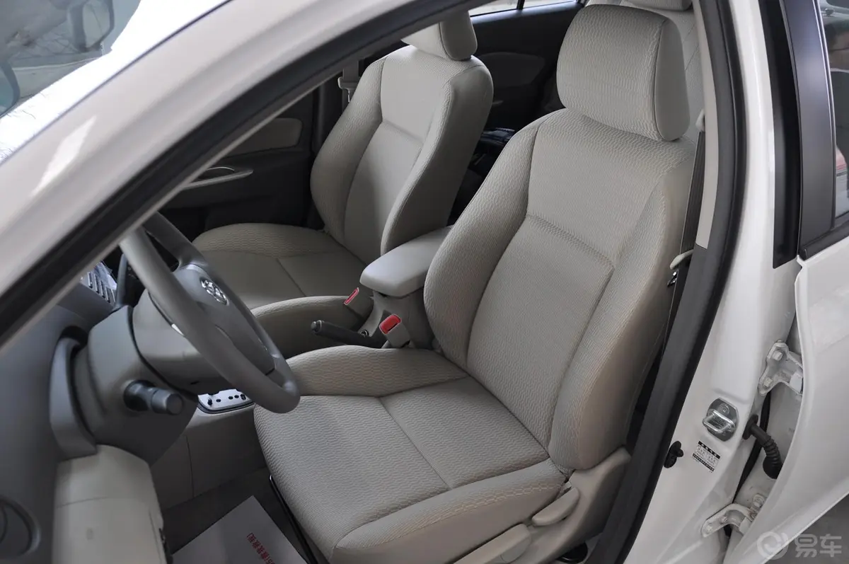 威驰1.6L GL-i 天窗版 自动驾驶员座椅
