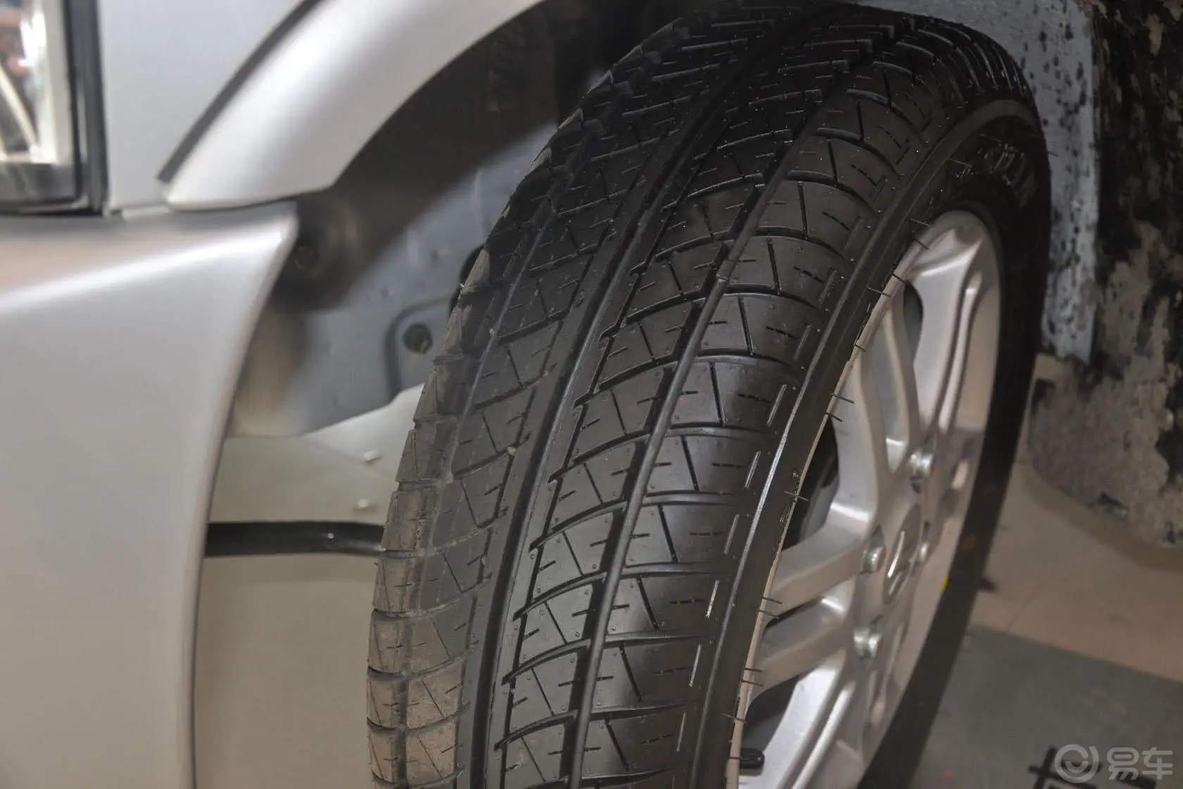 北斗星1.4L VVT 手动 全能版 适用型轮胎花纹