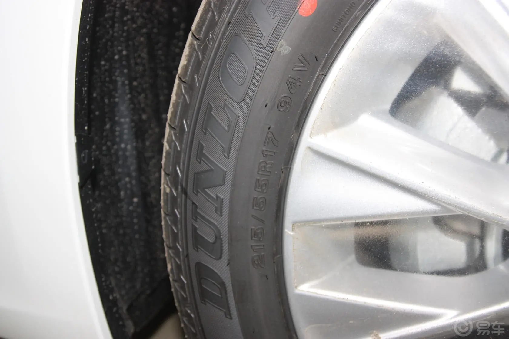 雷克萨斯ES300h 精英版轮胎规格