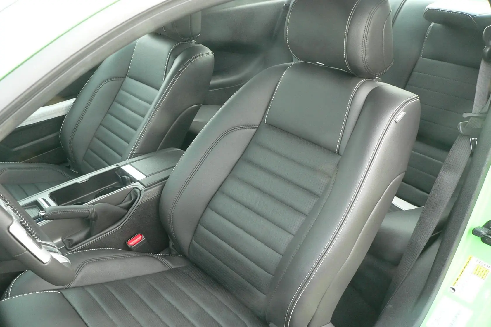 Mustang3.7L 自动 V6驾驶员座椅