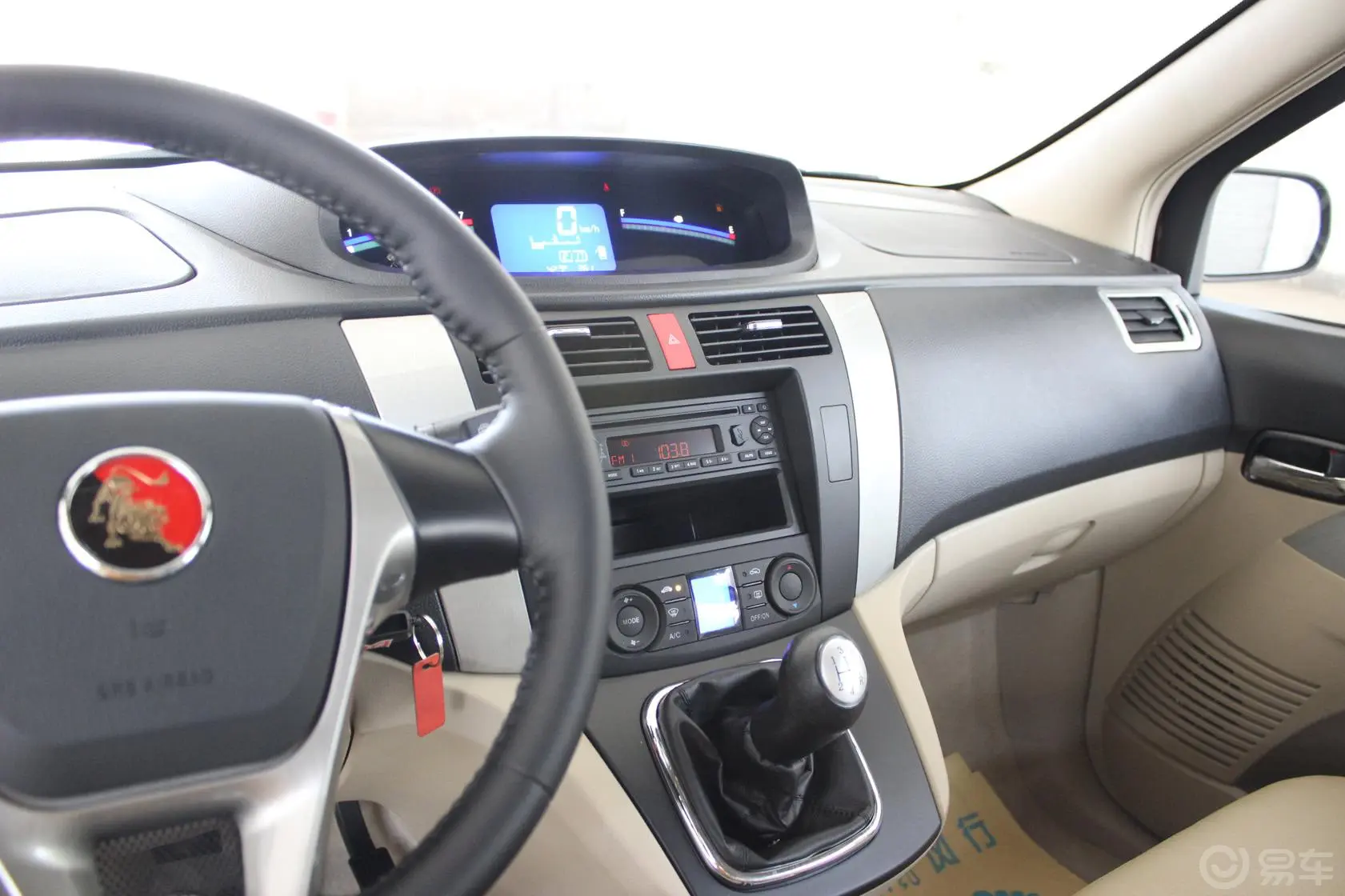 景逸SUV1.6L 手动 尊享型中控台驾驶员方向