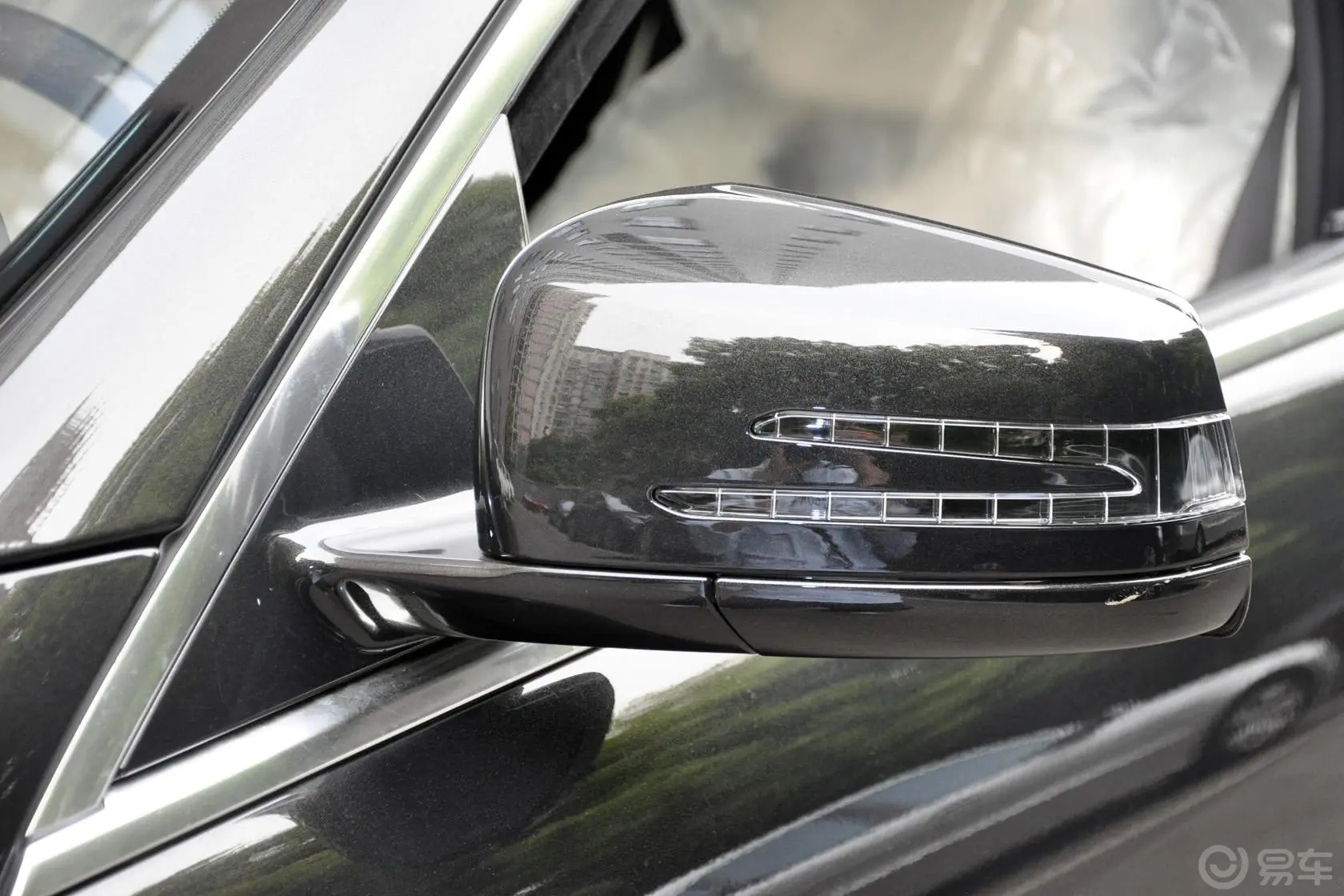 奔驰S级S600L Grand Edition后视镜转向灯（前）
