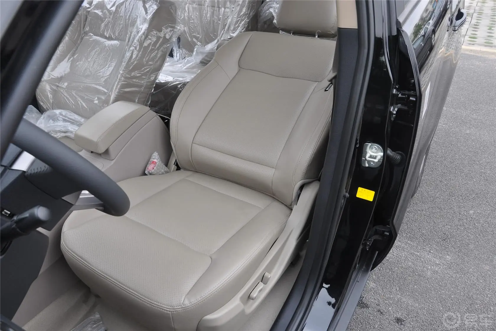 吉利SX72.4L 自动 尊贵型驾驶员座椅
