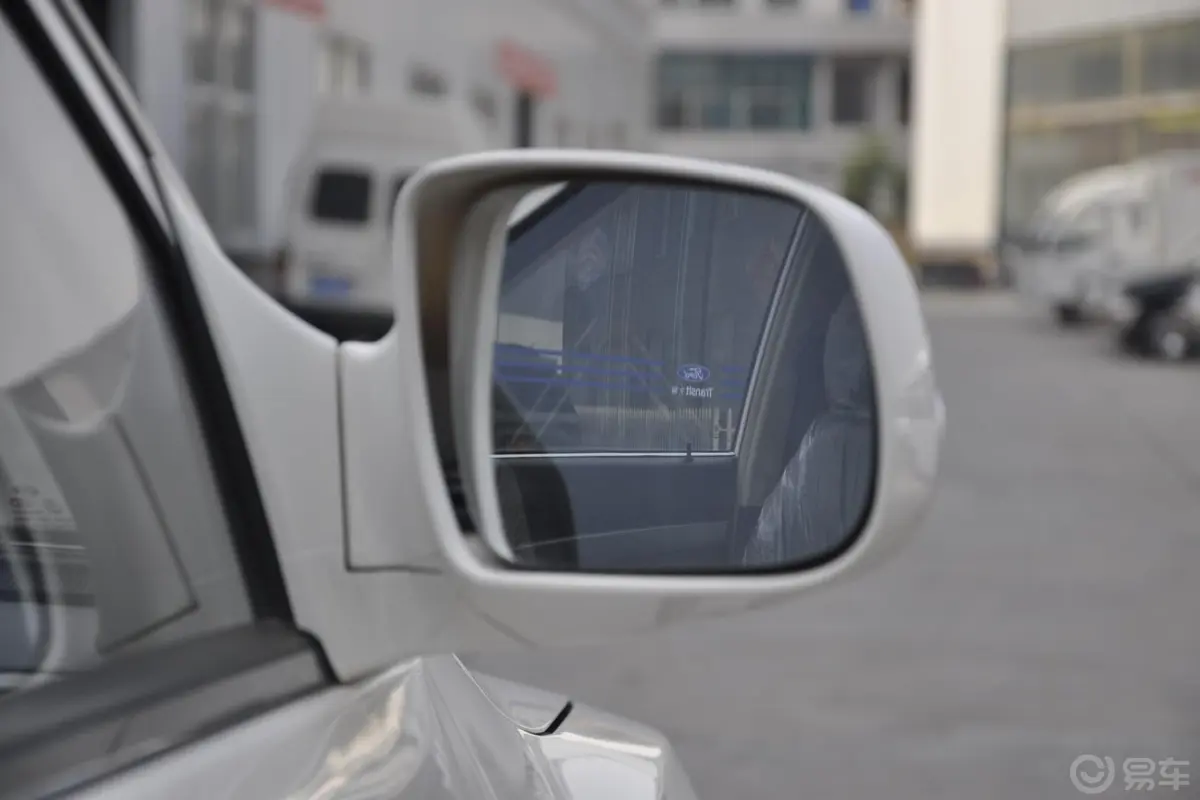 奥轩GX52.0L 手动 两驱 时尚版 汽油后视镜镜面（后）