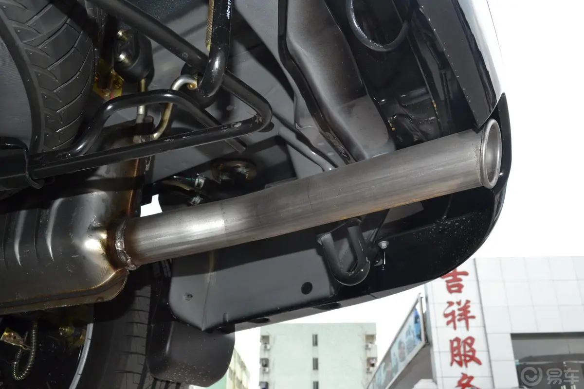 瑞风M5瑞风M5 汽油 2.0T 自动 公务版排气管（排气管装饰罩）