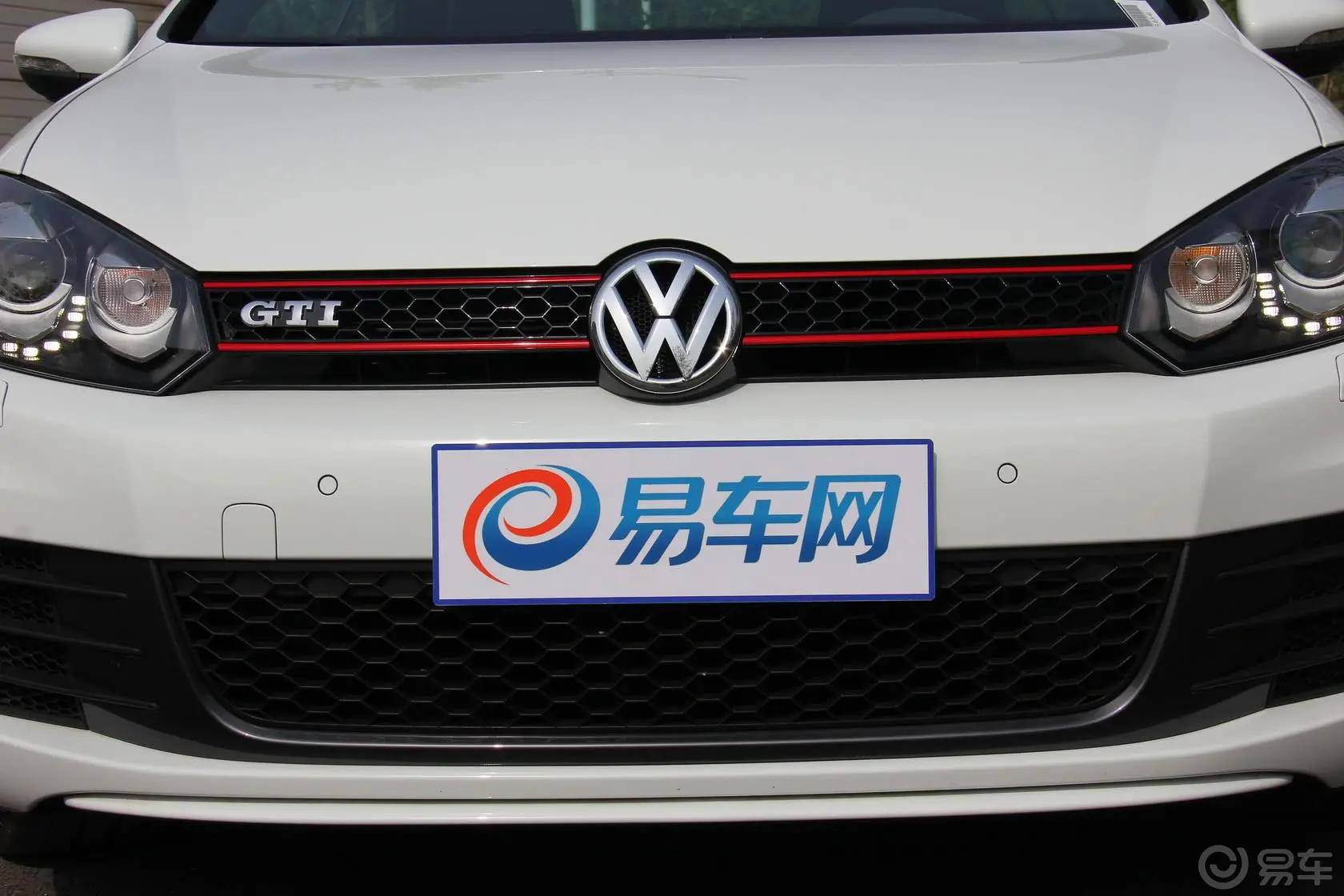 高尔夫(进口)2.0L 自动 GTI 敞篷版前格栅侧俯拍