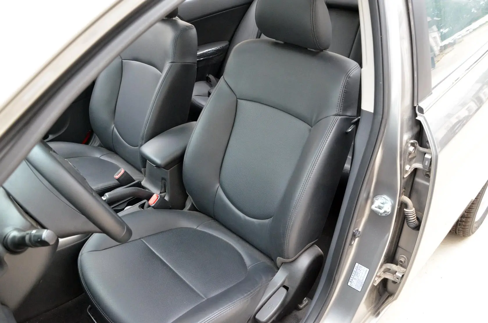 福瑞迪1.6L 自动 Premium驾驶员座椅