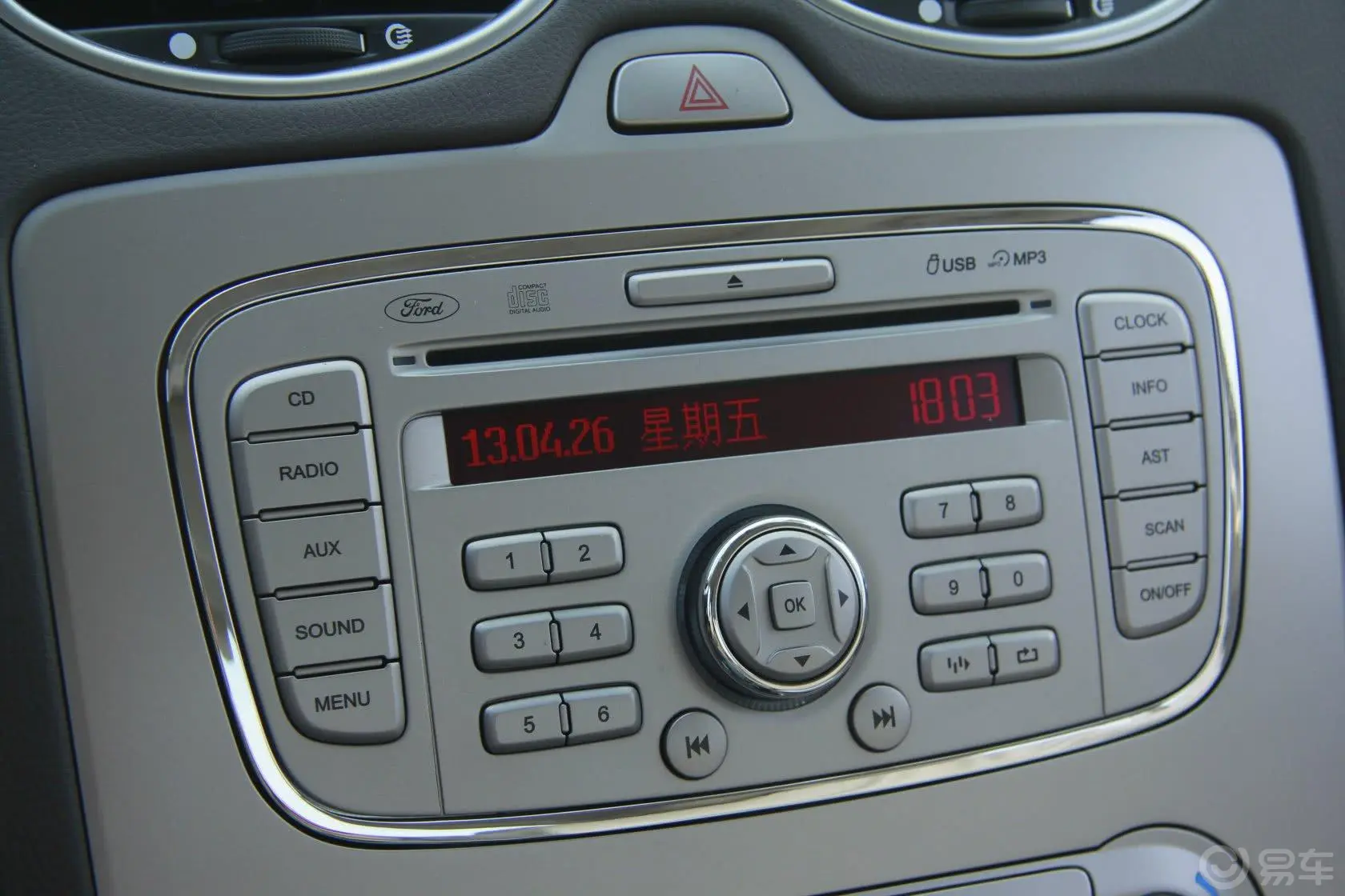 福克斯三厢 经典款 1.8L 手动 时尚型音响
