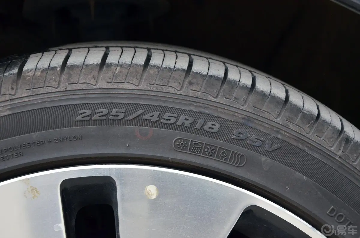 起亚K52.0L 自动 GLS轮胎规格