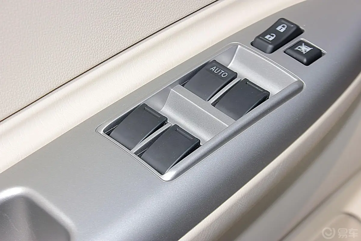 比亚迪F31.5L 手动 标准型 GL-i车窗升降键