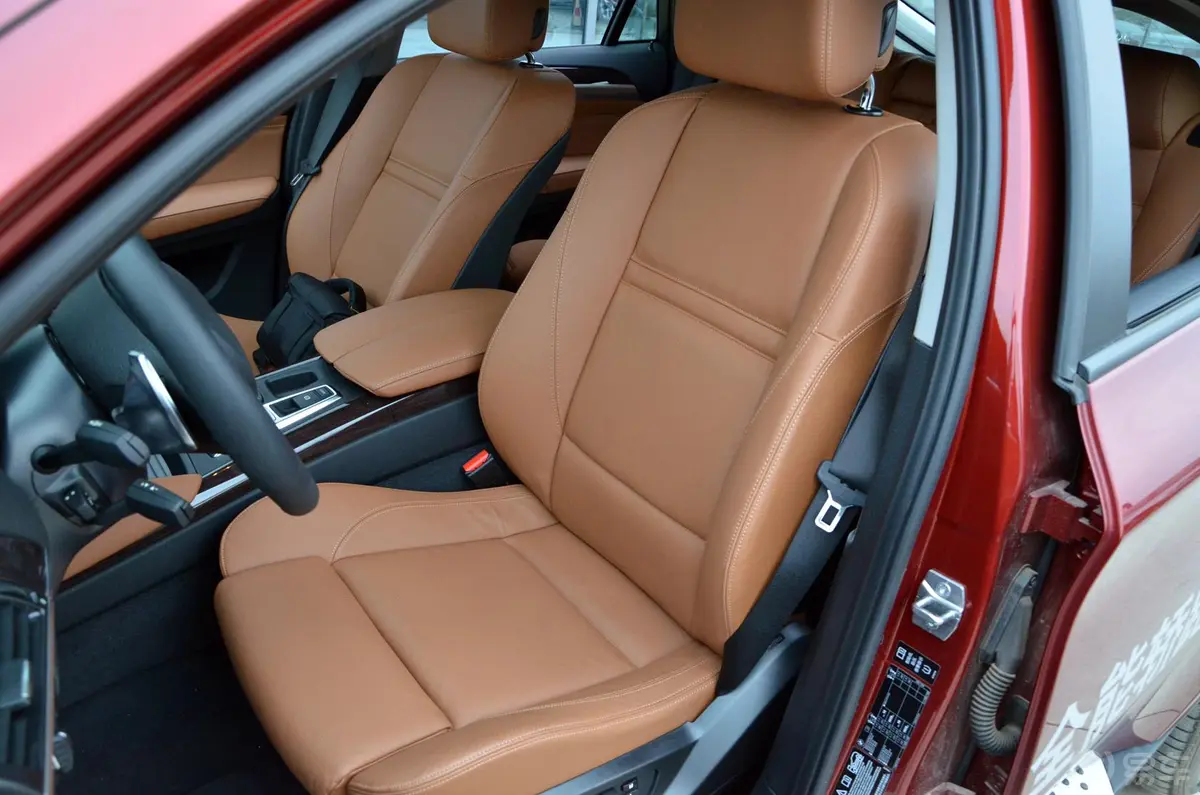 宝马X6xDrive35i 豪华型驾驶员座椅
