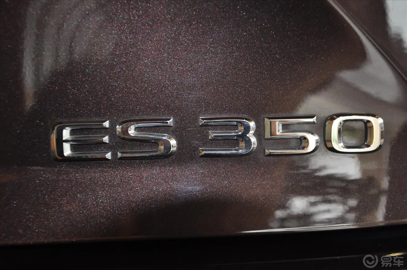 雷克萨斯ES350 典雅型尾标