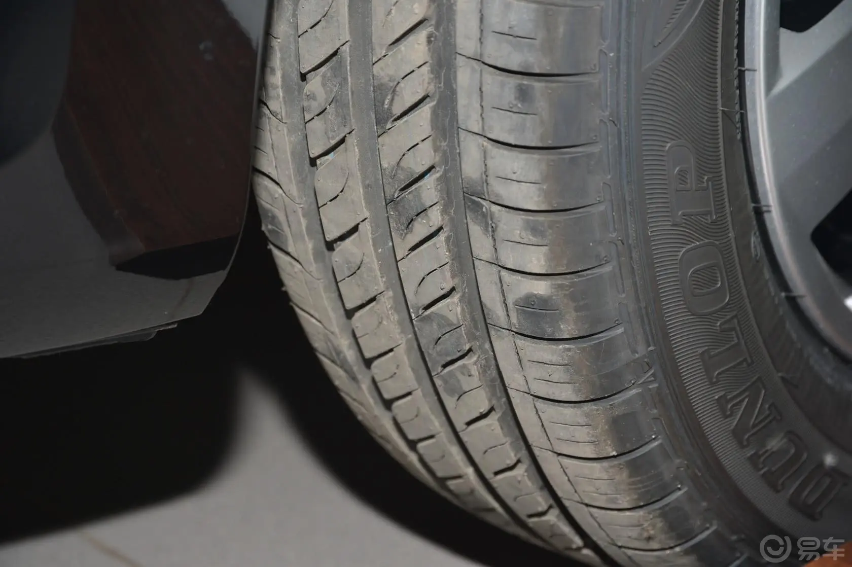 桑塔纳1.4L 手动 风尚版轮胎花纹