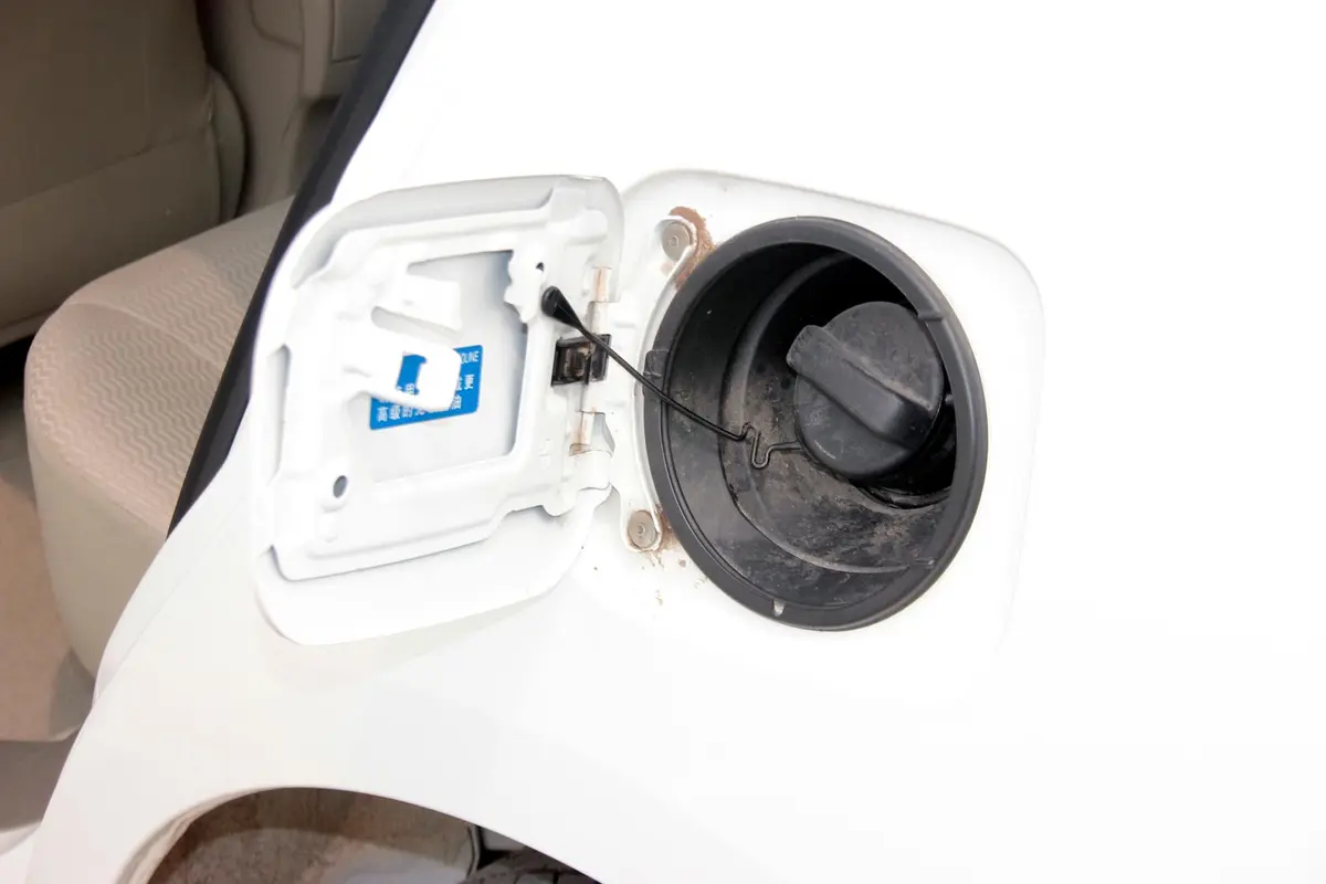 威驰1.3L GL-i 标准版 自动油箱盖