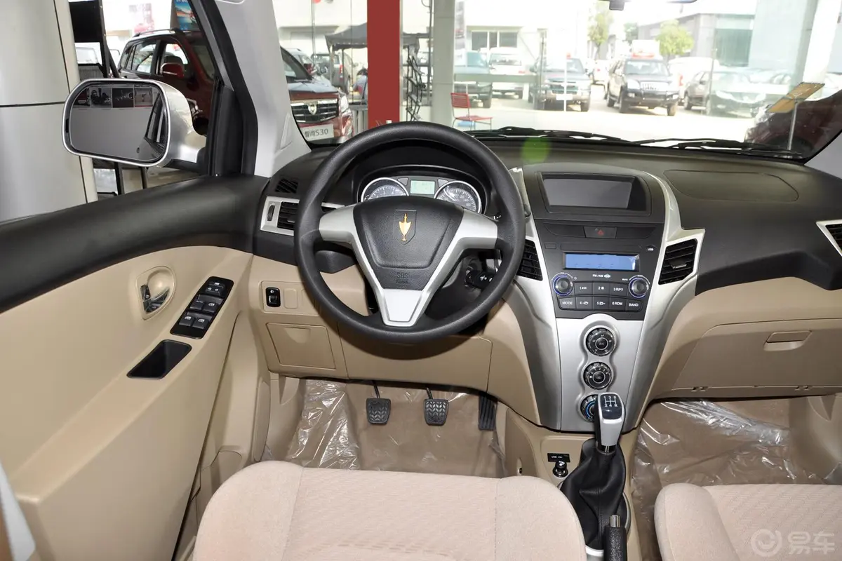 智尚S301.5L 手动 舒适版驾驶位区域