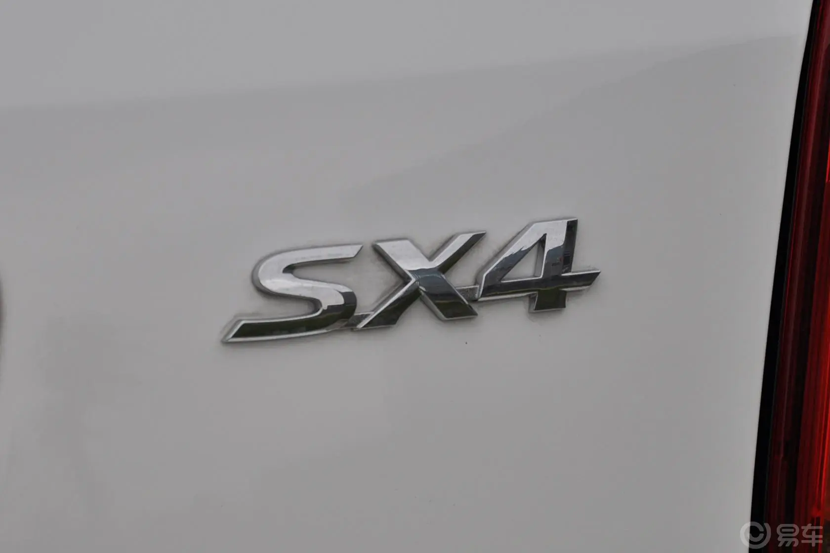 天语 SX4两厢 酷锐版 1.6L 手动 运动型尾标