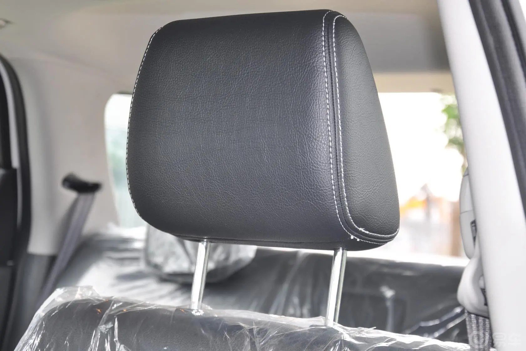 天语 SX4两厢 酷锐版 1.6L 手动 运动型驾驶员头枕