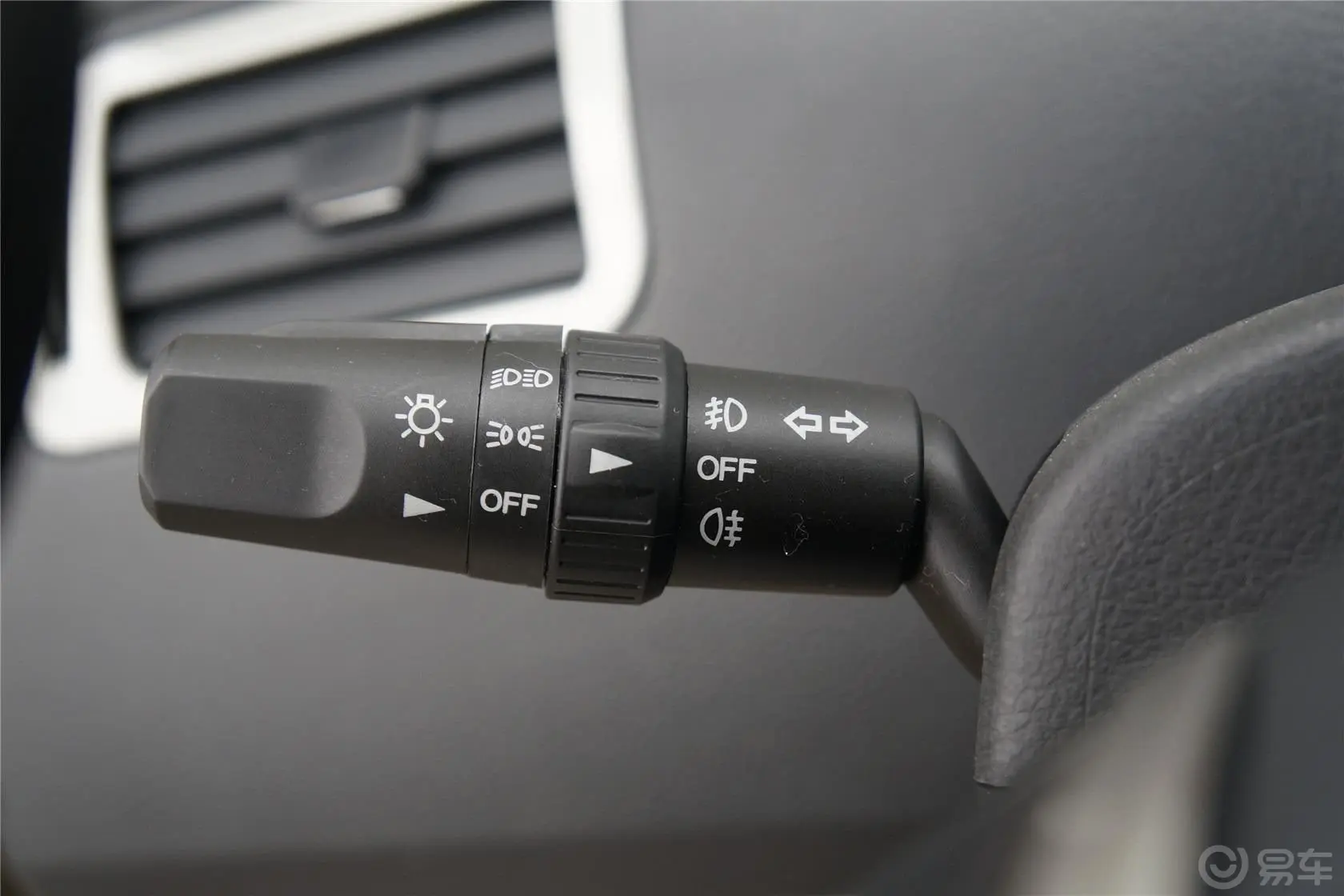 景逸SUV1.6L 手动 舒适型大灯远近光调节柄