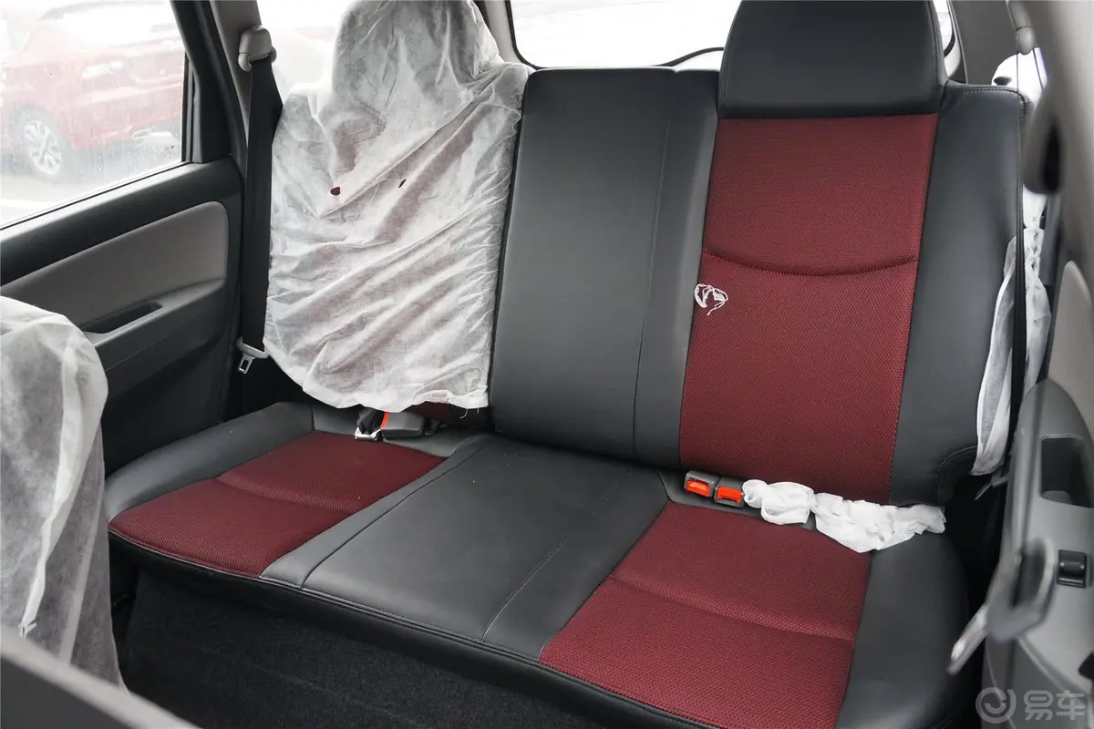 景逸LV 1.5L 手动 舒适型后排座椅