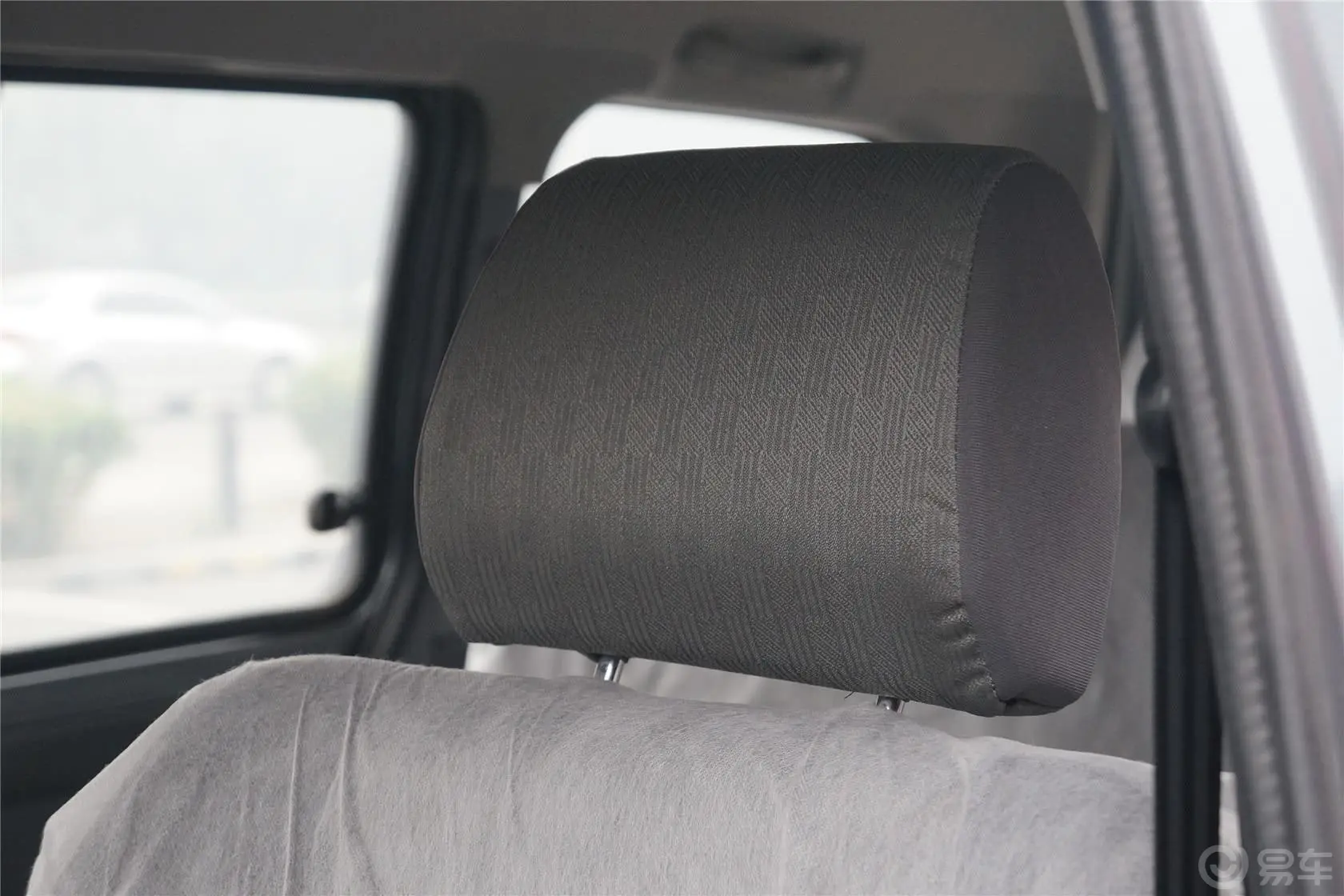 菱智V3 1.5L 手动 舒适型驾驶员头枕