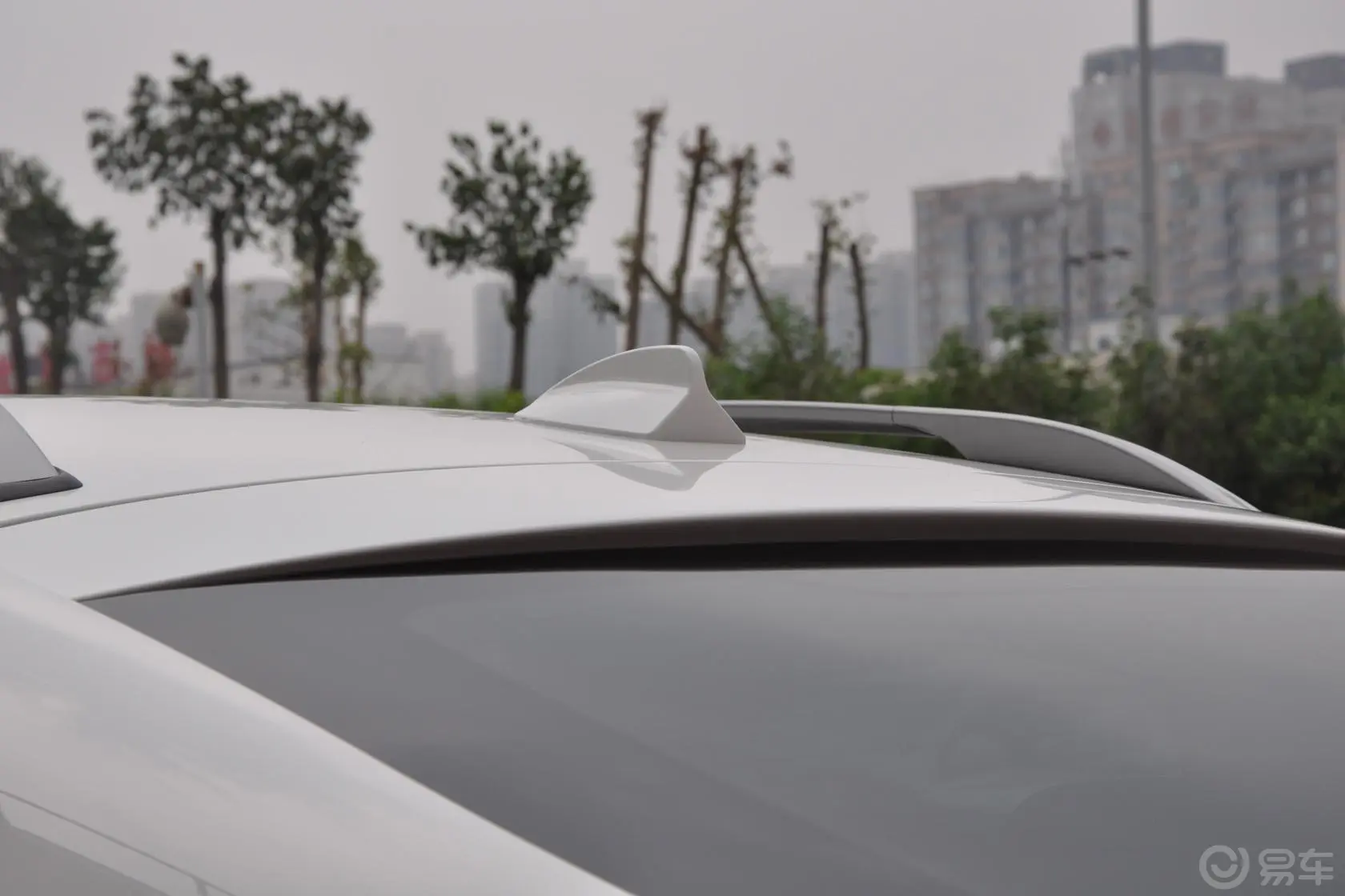 宝马X6xDrive35i 美规版天线
