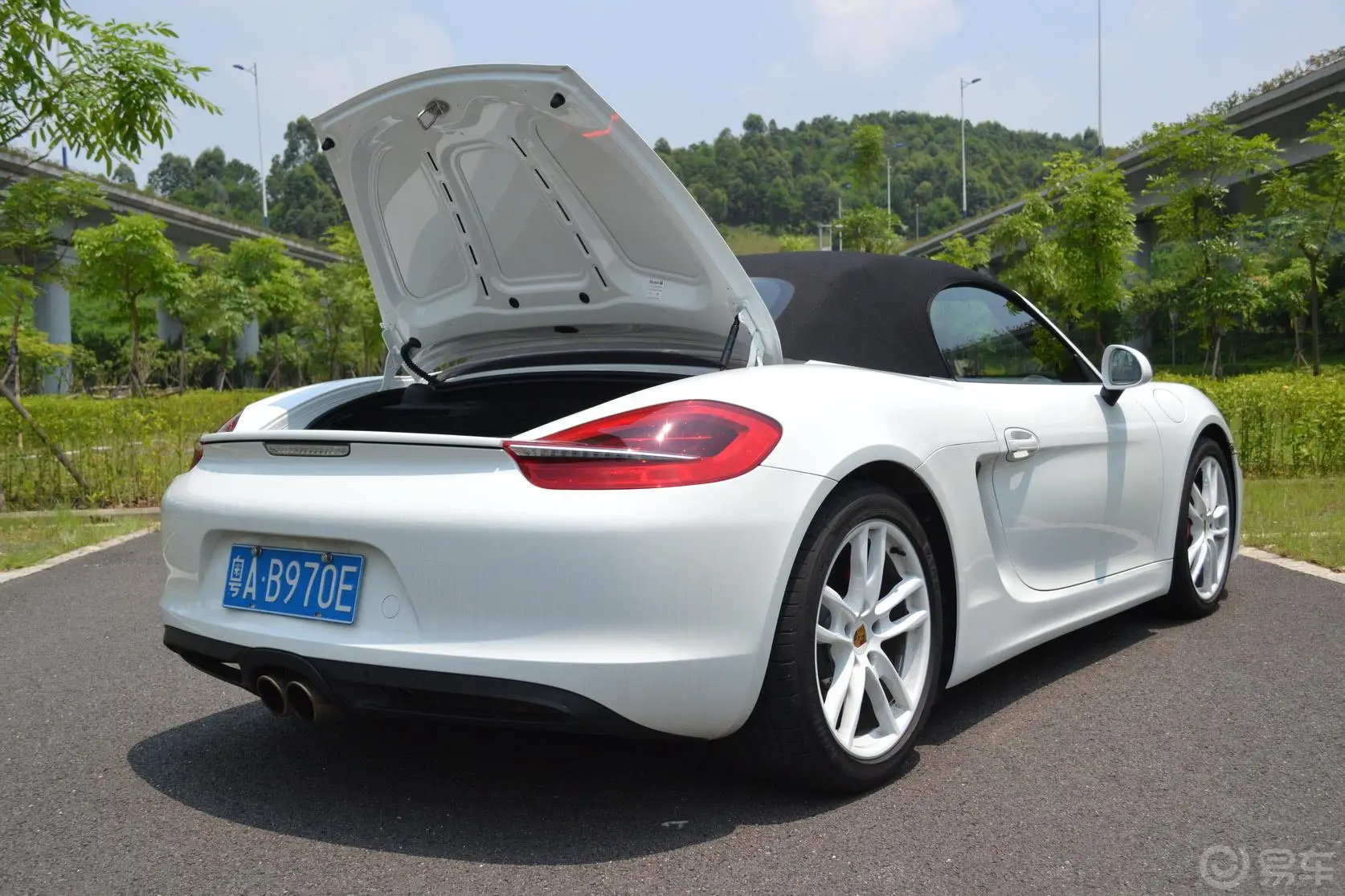 BoxsterBoxster S 3.4行李厢开口范围