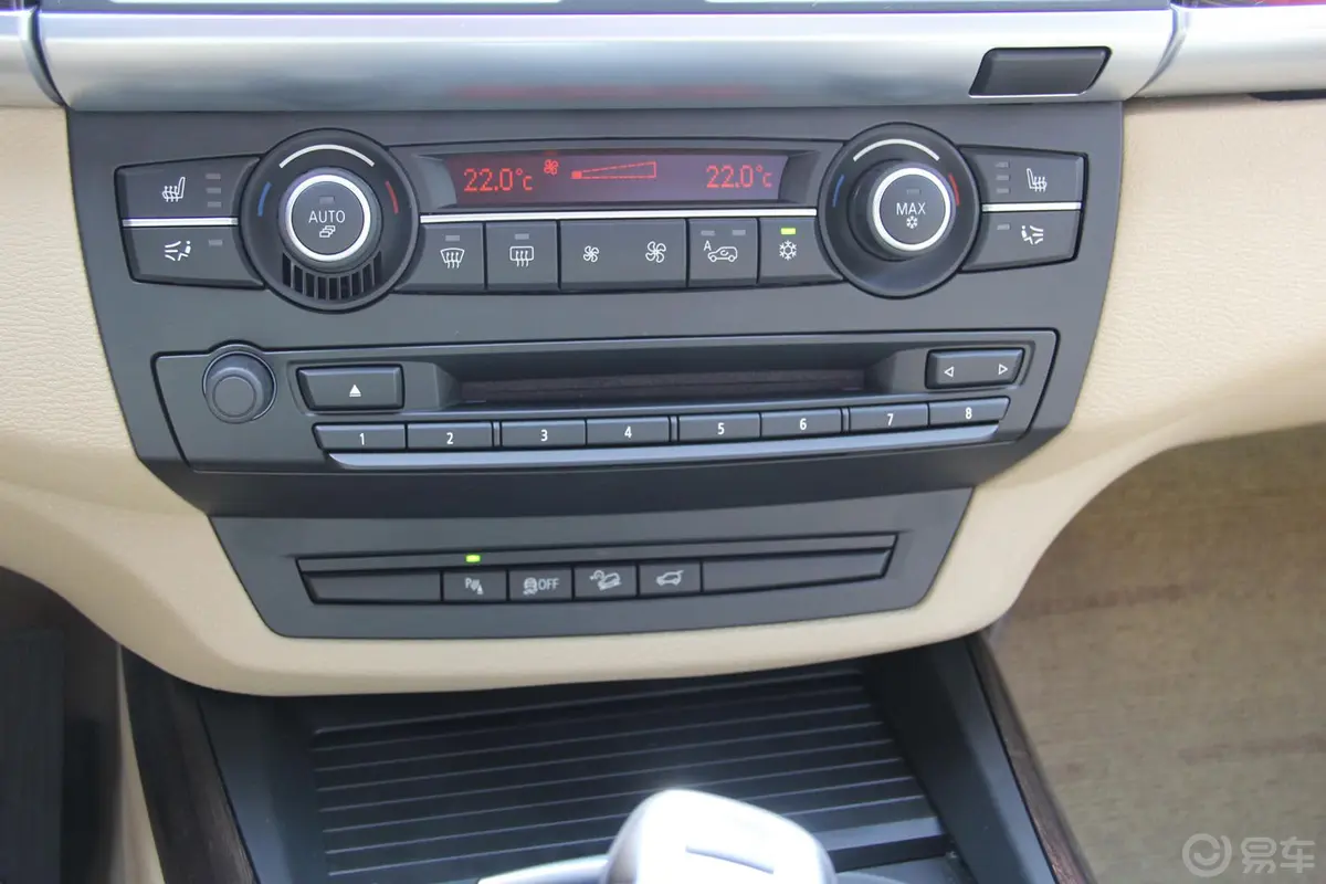 宝马X5(进口)xDrive35i 手自一体 美规版空调