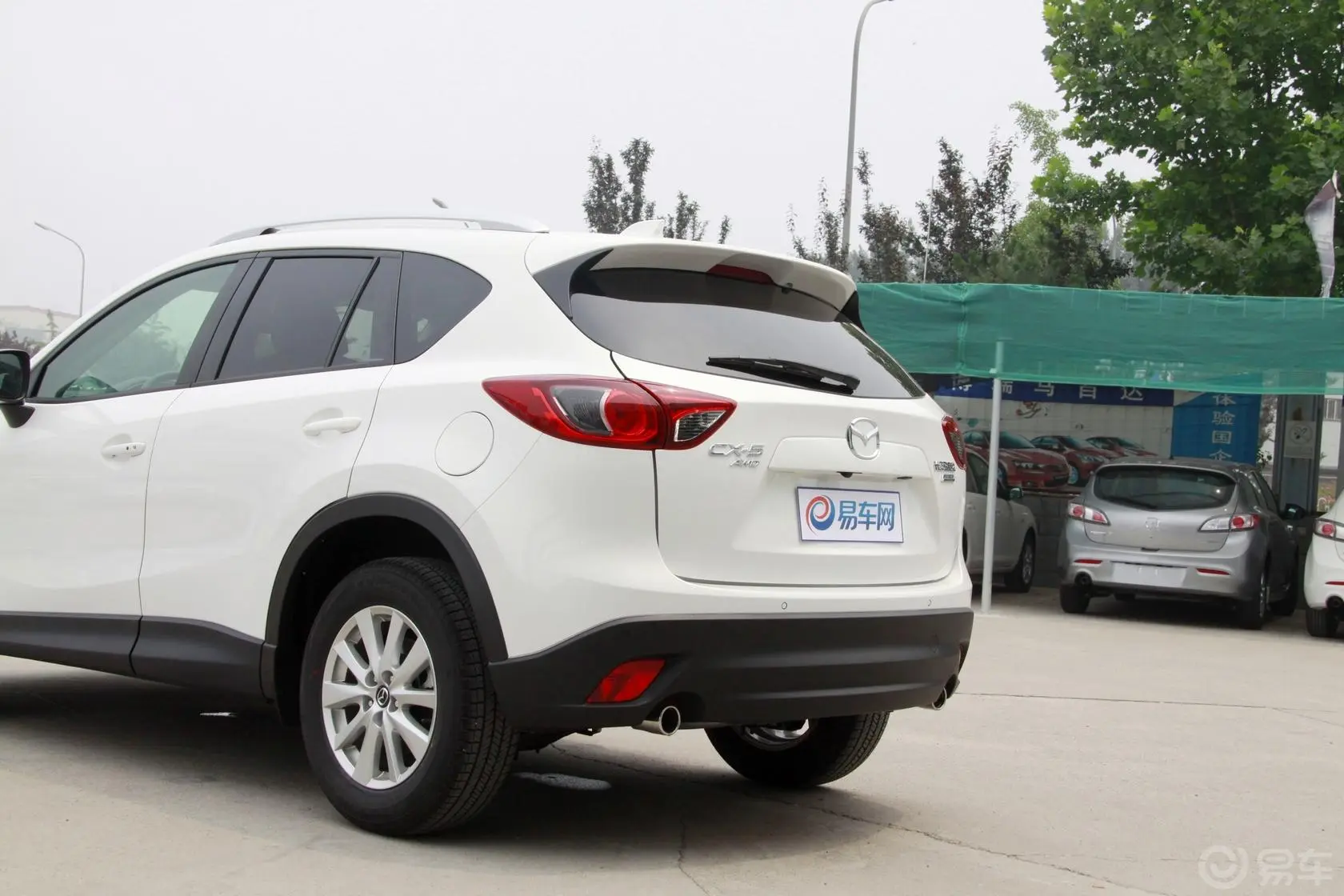 马自达CX-52.0L 自动 四驱 尊贵型车尾局部