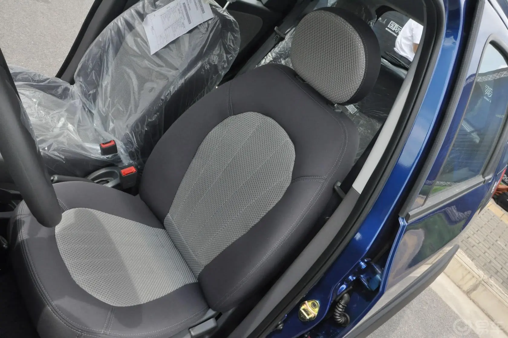 奇瑞X11.5L 手动 豪华型驾驶员座椅