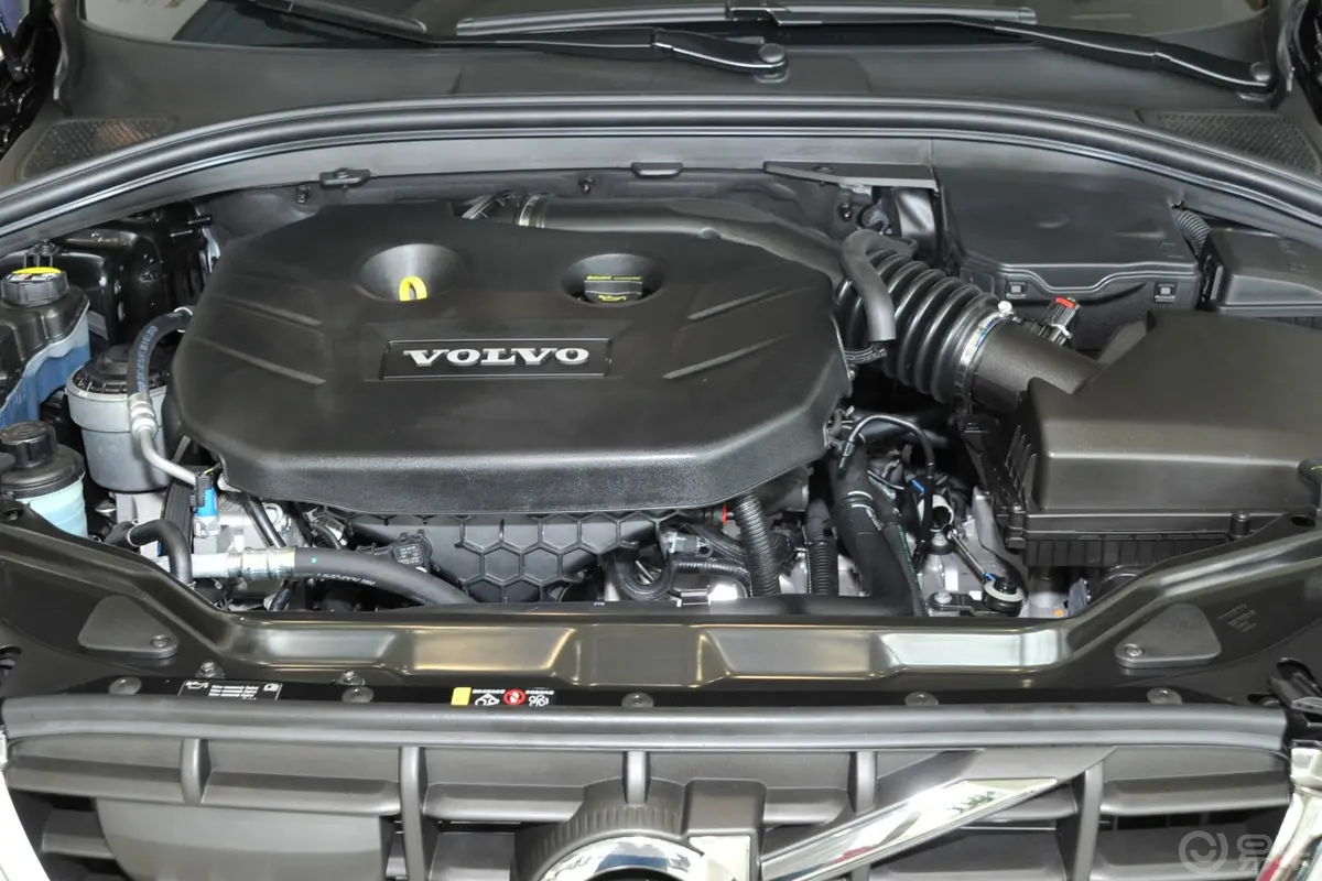 沃尔沃XC60(进口)3.0T T6 AWD舒适版内饰