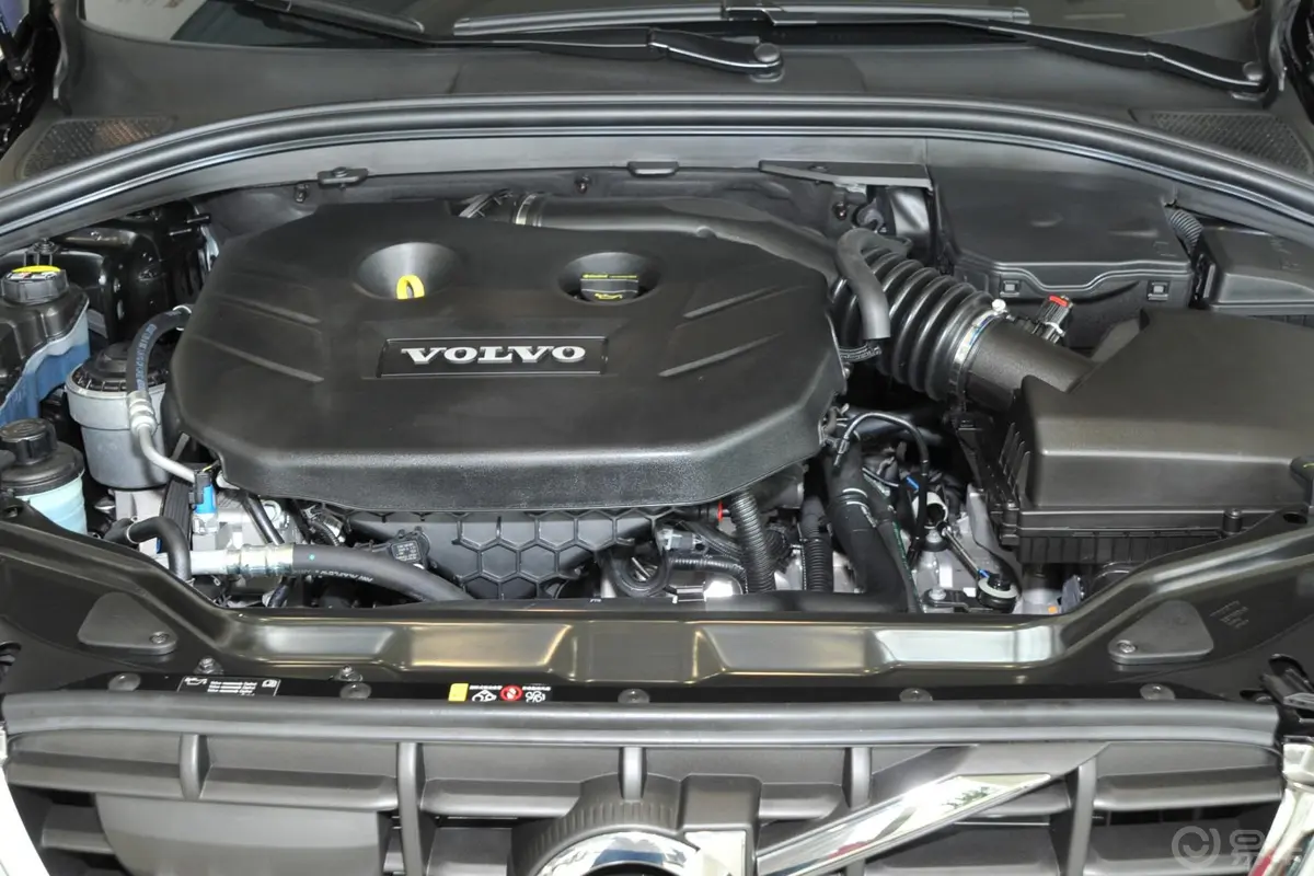 沃尔沃XC60(进口)3.0T T6 AWD舒适版发动机