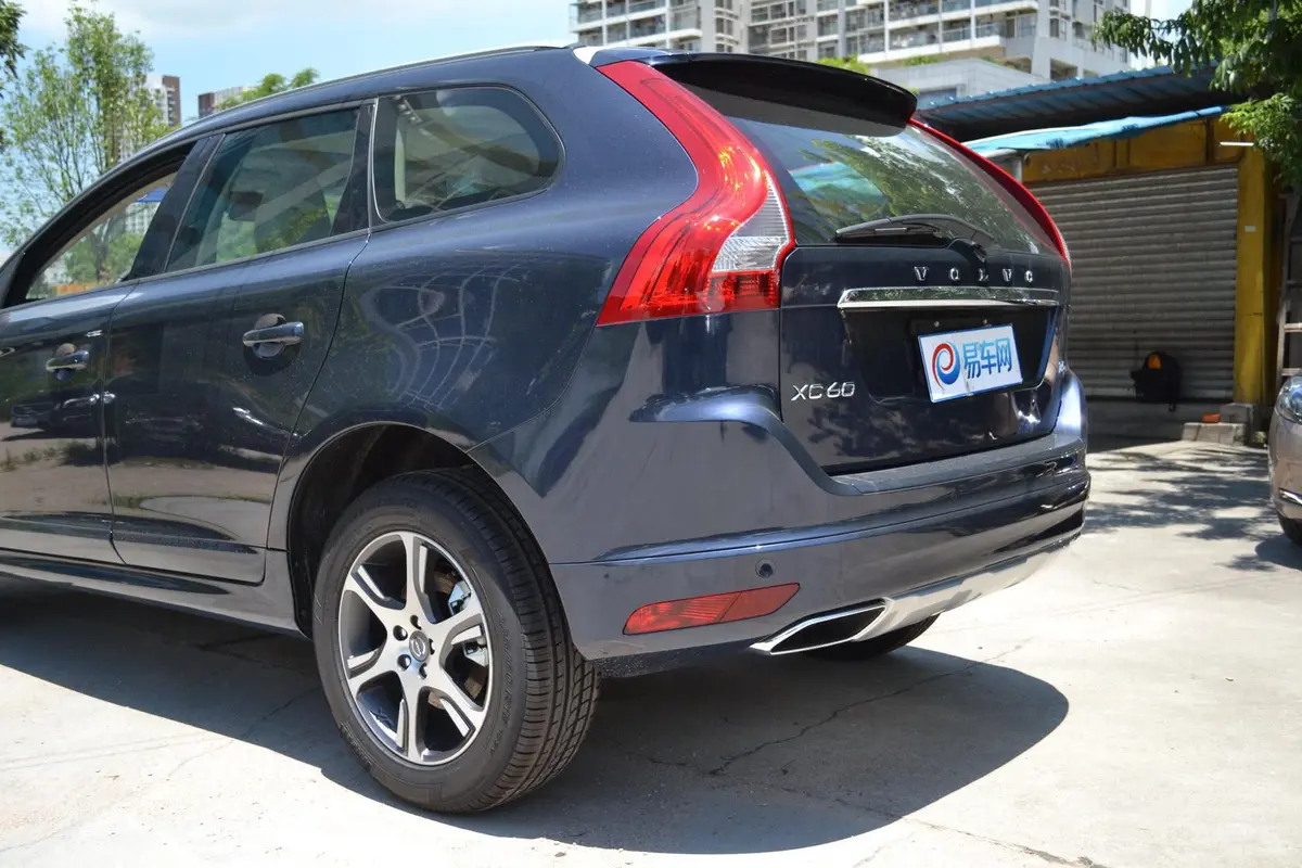 沃尔沃XC60(进口)2.0T T5 改款 智逸版外观